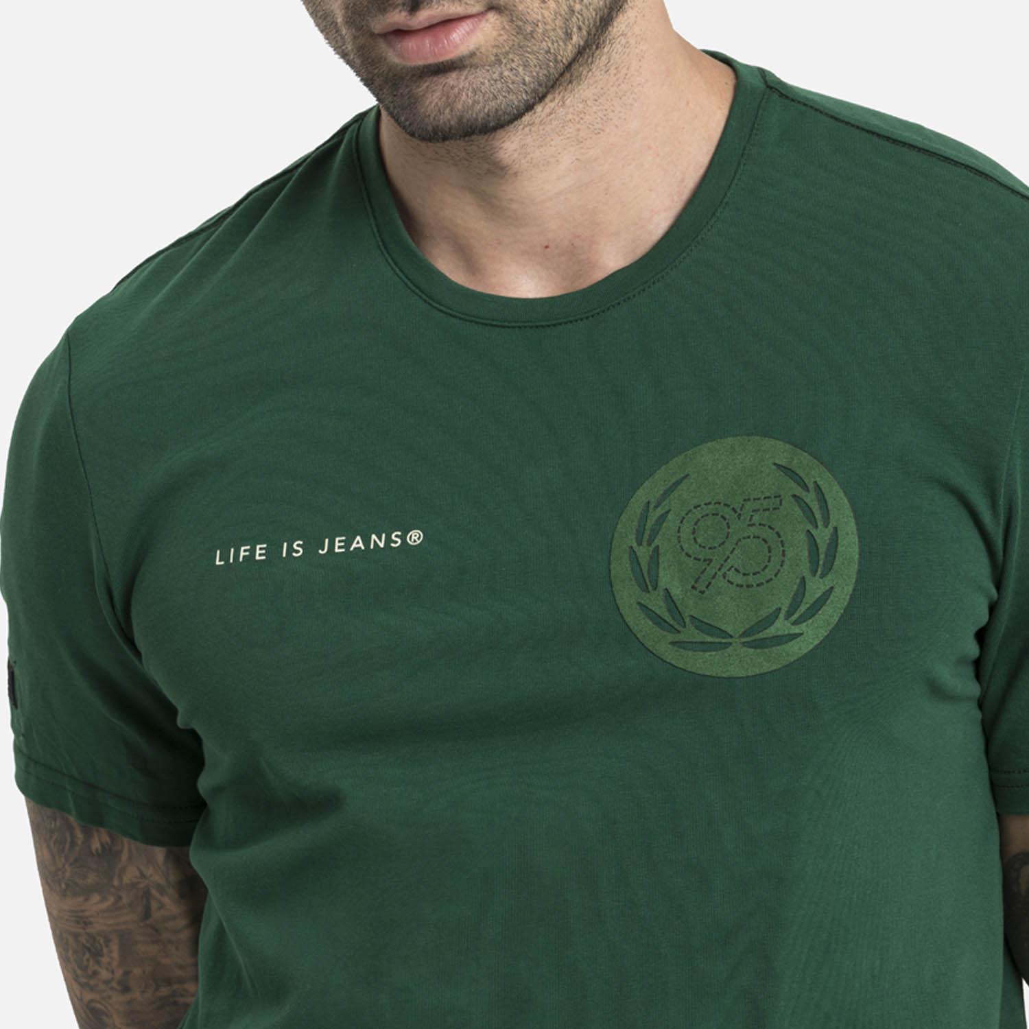 CAMISETA PREMIUM MANGA CORTA COLOR VERDE PRADERA