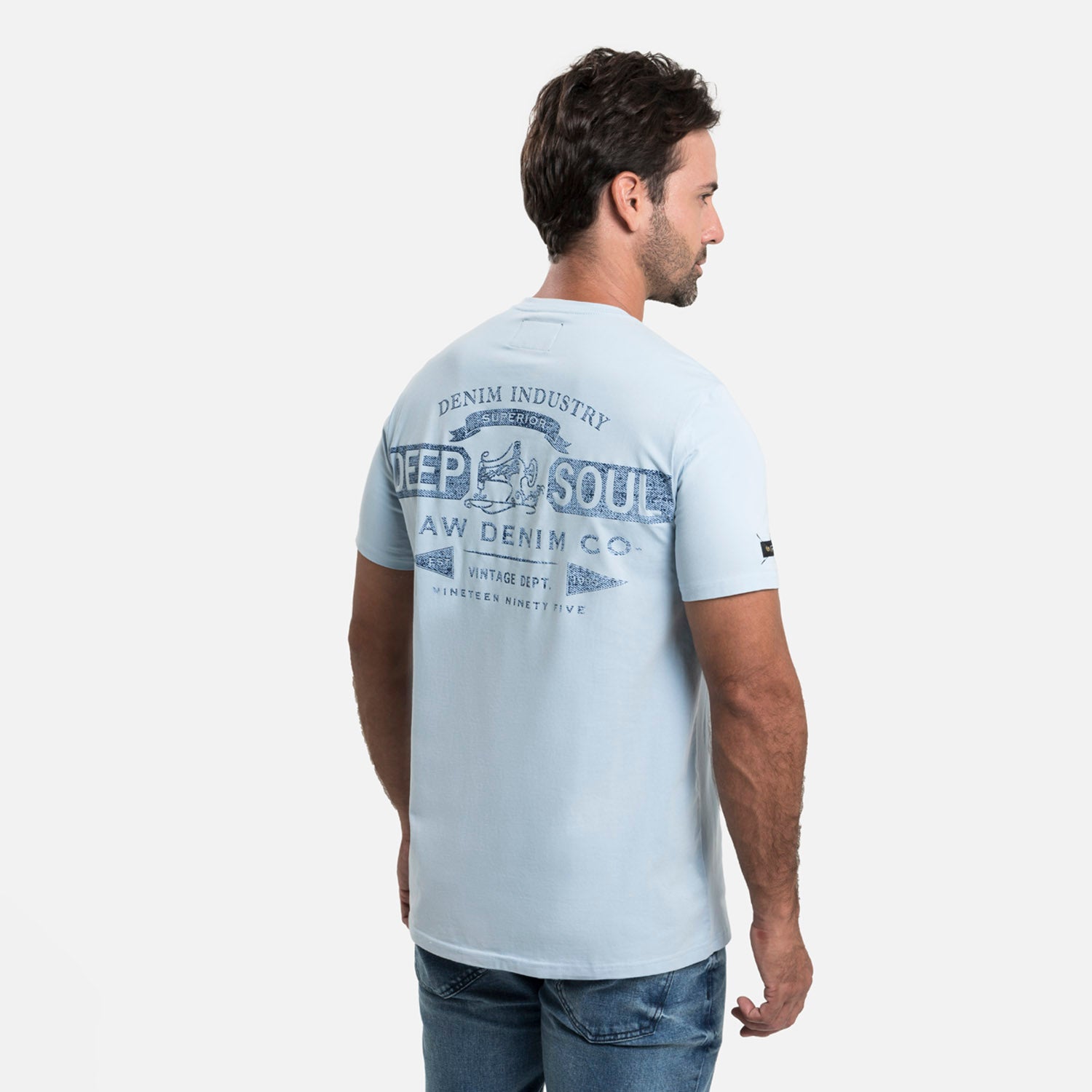 CAMISETA PREMIUM MANGA CORTA COLOR AZUL CHAMBRAY