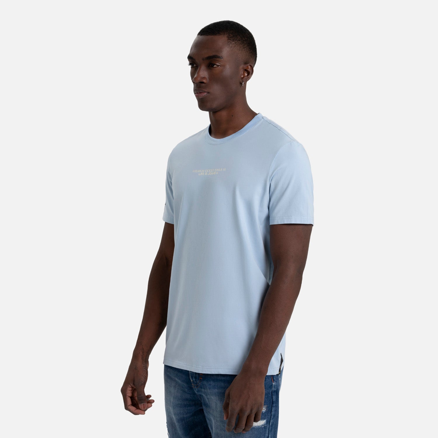 CAMISETA PREMIUM MANGA CORTA COLOR AZUL CHAMBRAY