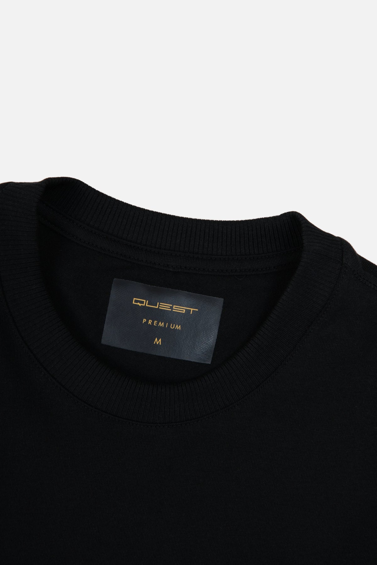 CAMISETA PREMIUM MANGA CORTA COLOR NEGRO