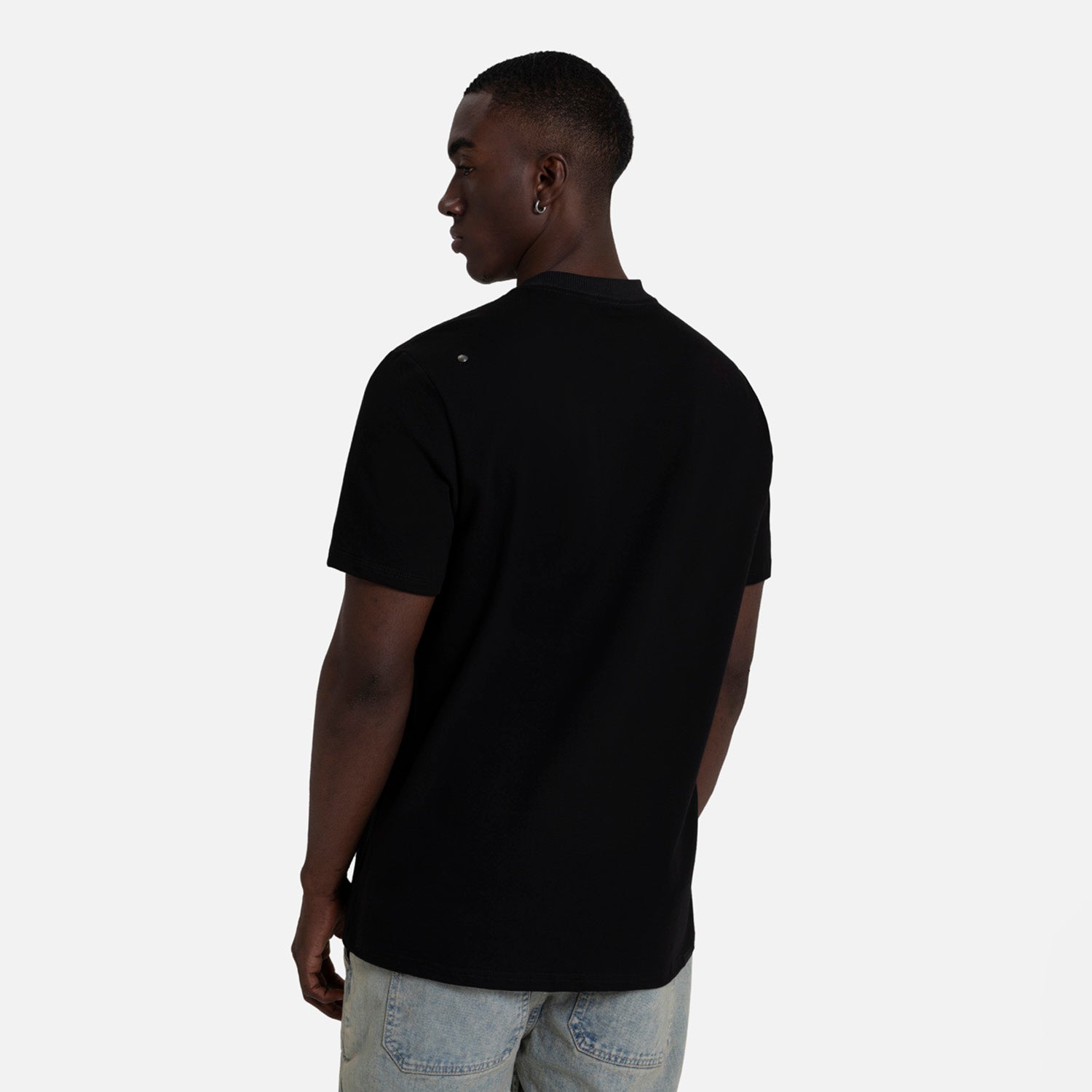 CAMISETA PREMIUM MANGA CORTA COLOR NEGRO