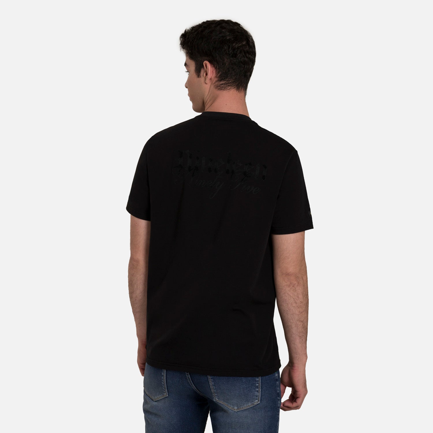 CAMISETA PREMIUM MANGA CORTA COLOR NEGRO