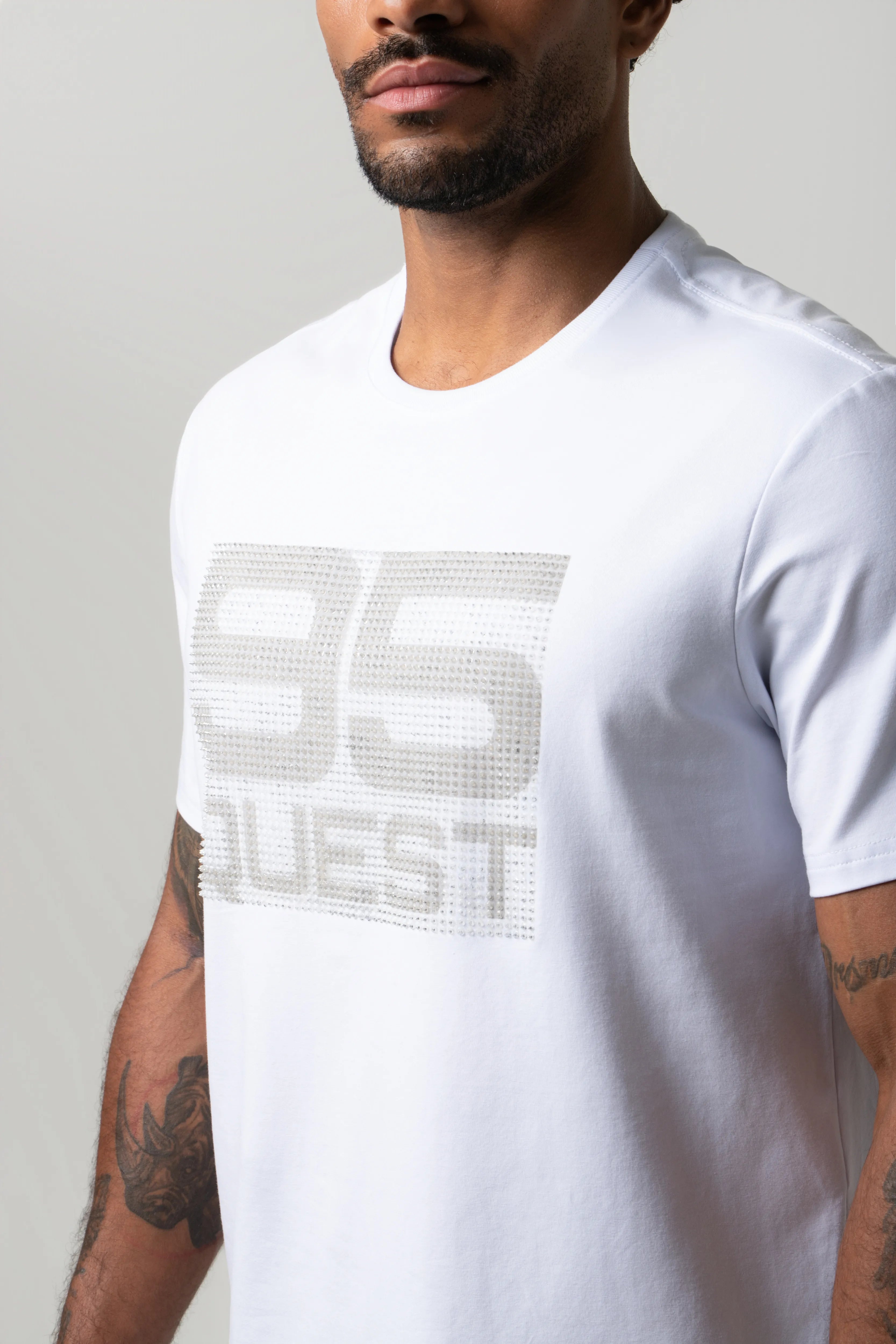 CAMISETA PREMIUM MANGA CORTA COLOR BLANCO OPTICO