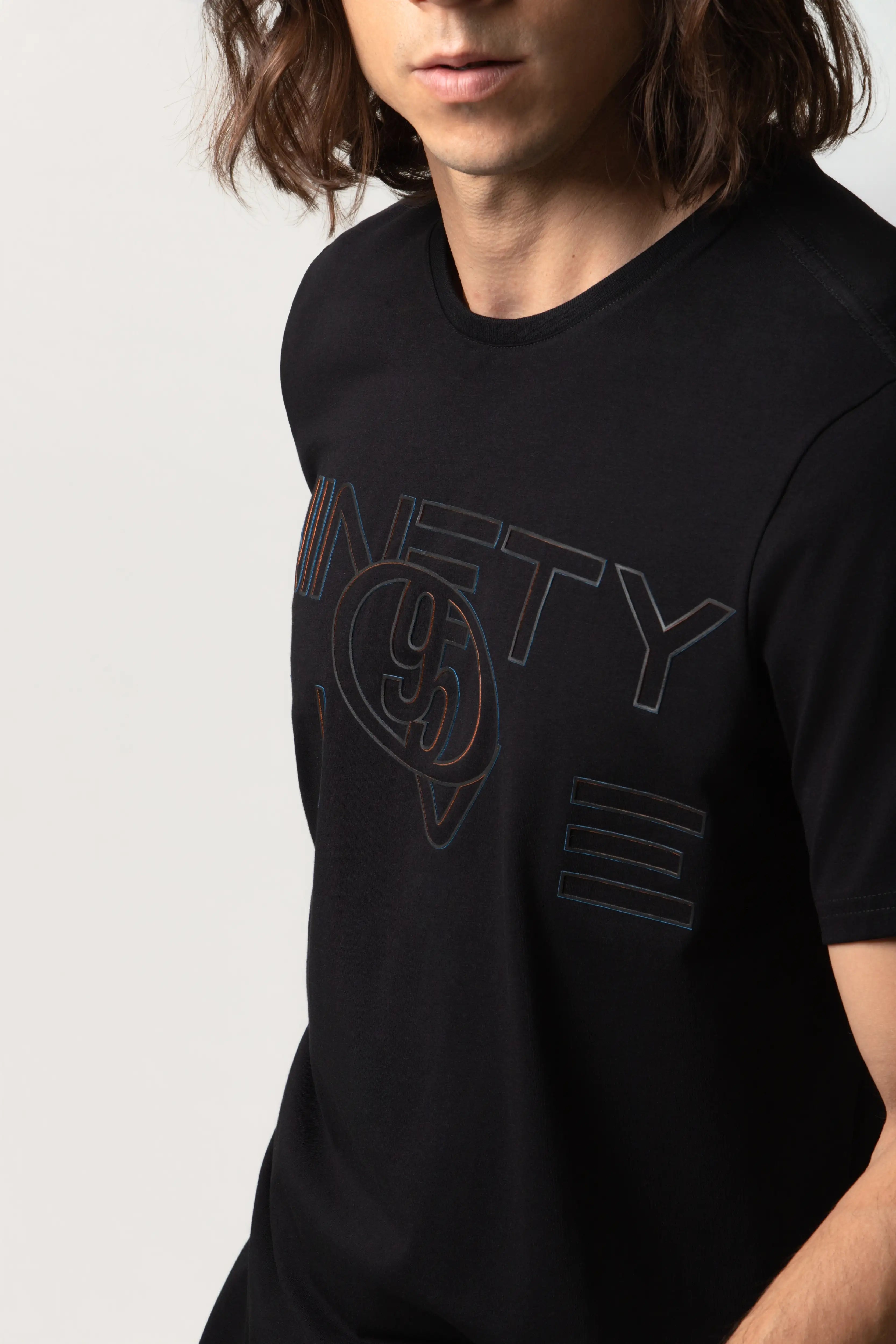 CAMISETA PREMIUM MANGA CORTA COLOR NEGRO