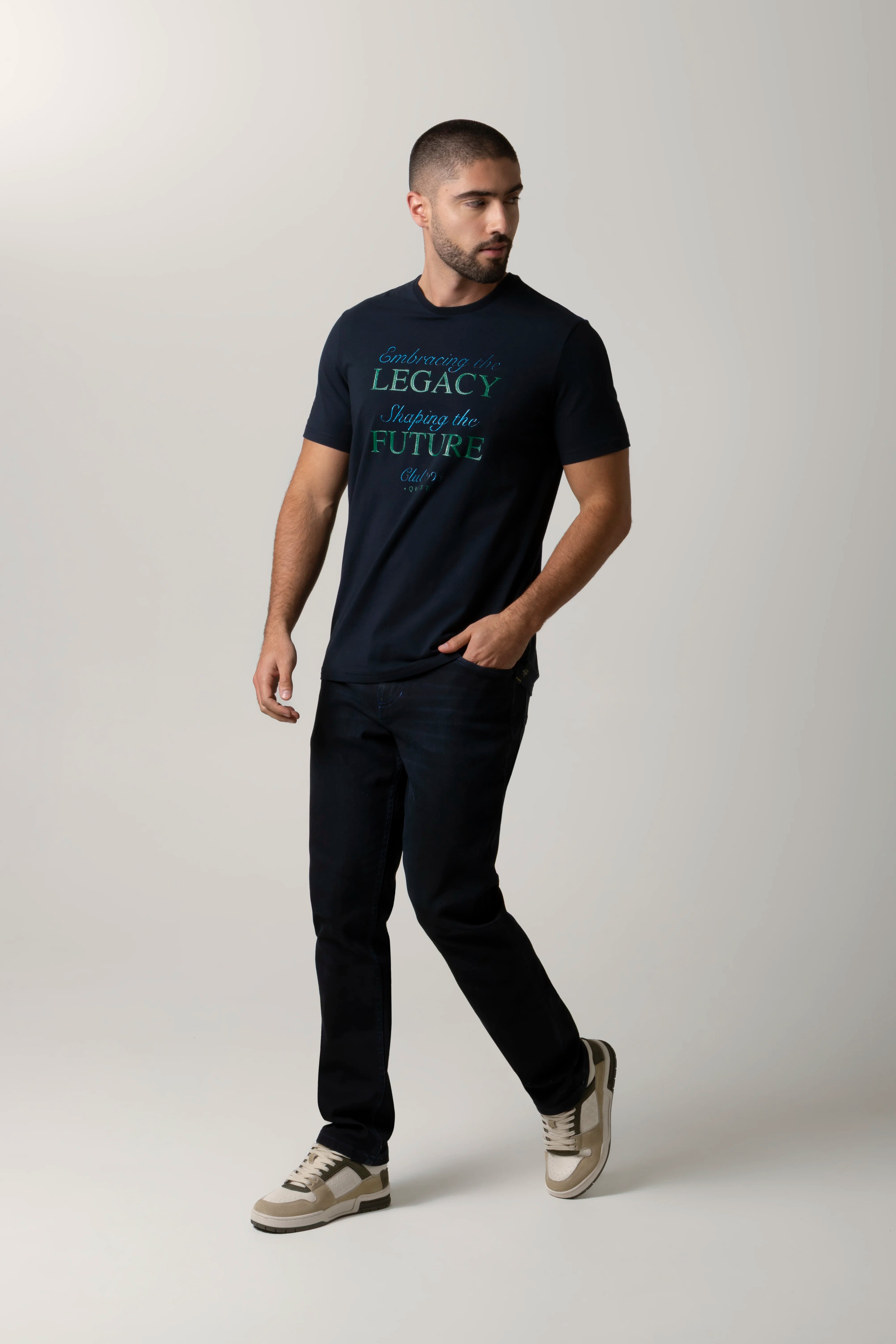 CAMISETA PREMIUM MANGA CORTA COLOR AZUL OSCURO