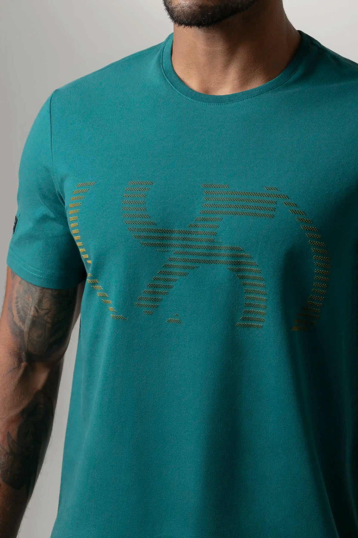 CAMISETA PREMIUM MANGA CORTA COLOR VERDE TORMENTA