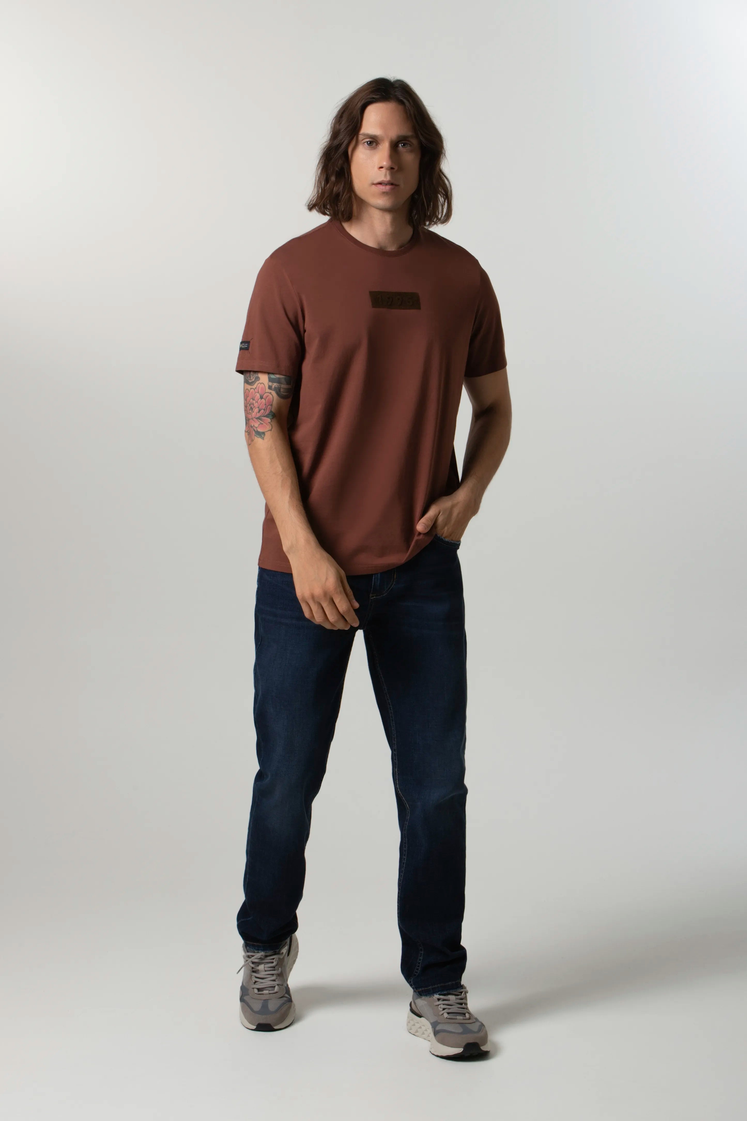 CAMISETA PREMIUM MANGA CORTA COLOR BRUNETTE