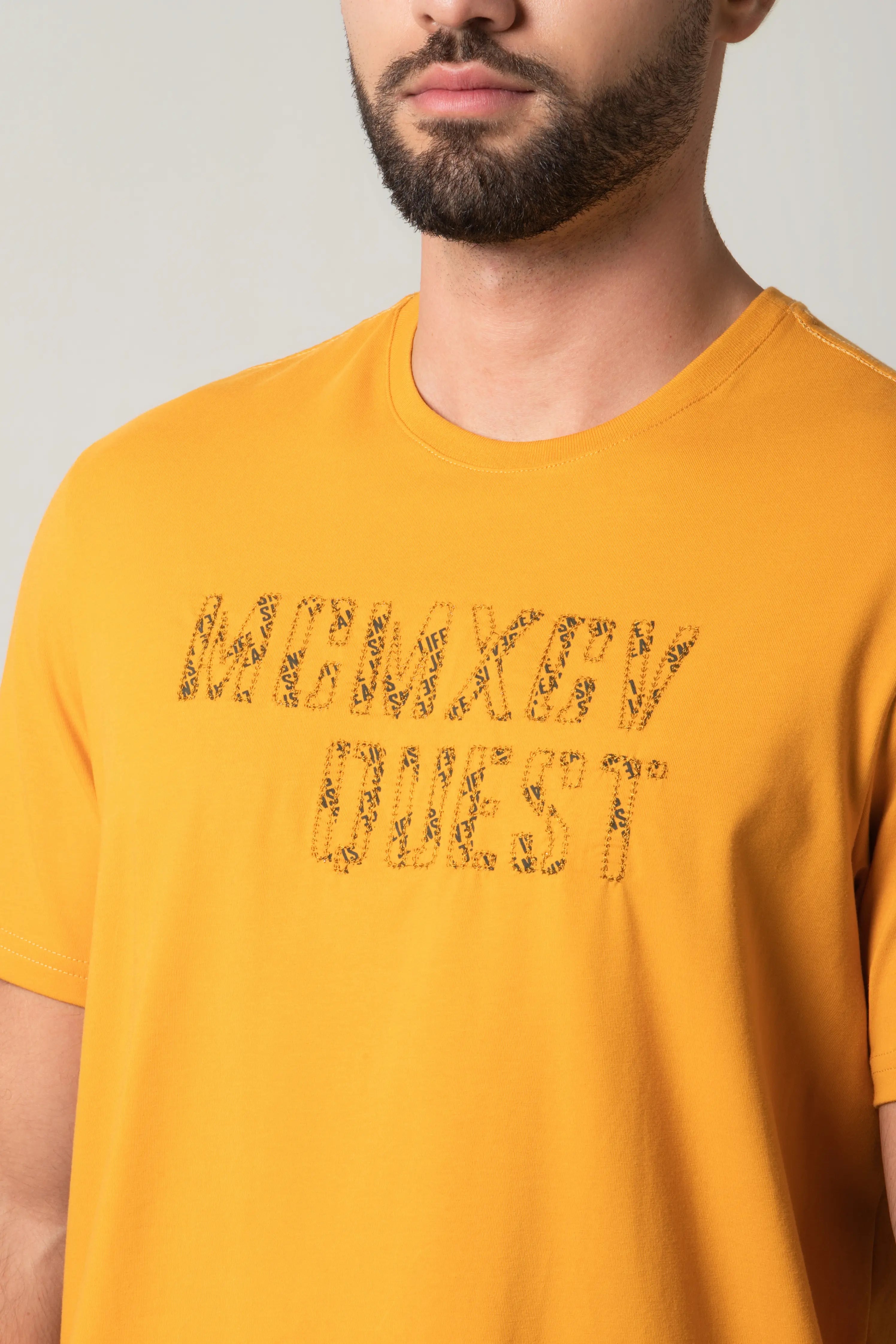 CAMISETA PREMIUM MANGA CORTA COLOR MOSTAZA