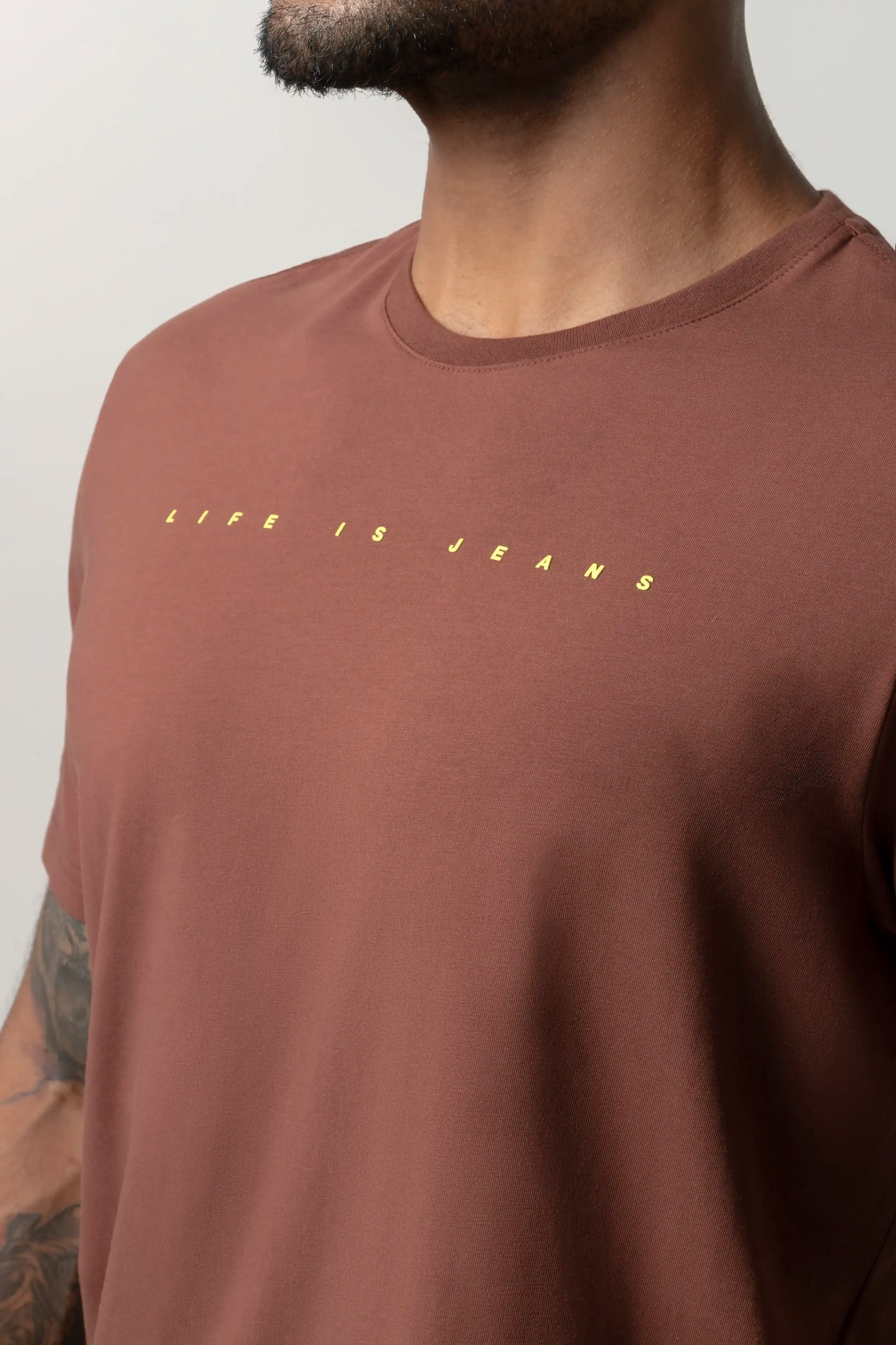 CAMISETA PREMIUM MANGA CORTA COLOR BRUNETTE