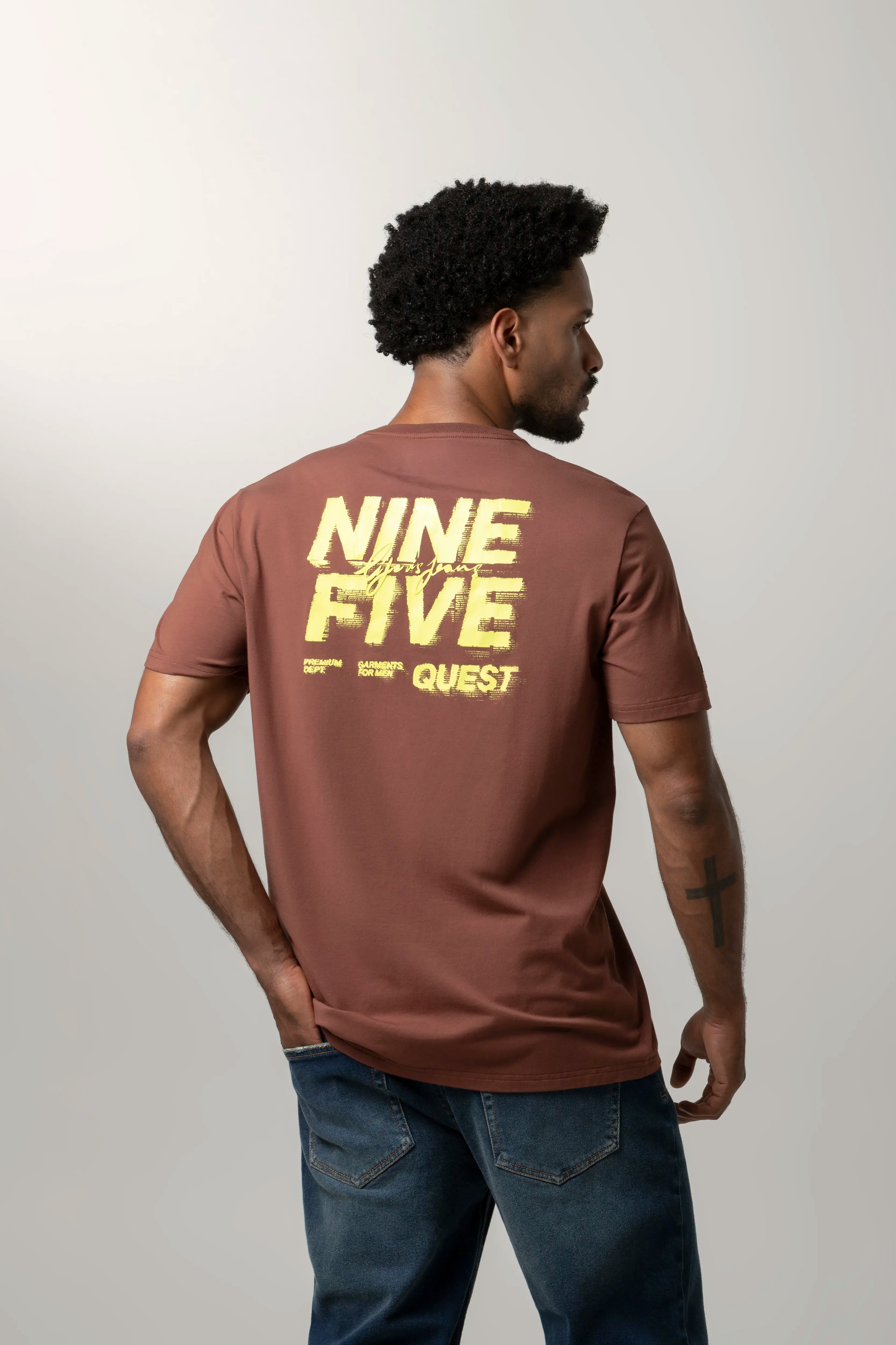 CAMISETA PREMIUM MANGA CORTA COLOR BRUNETTE