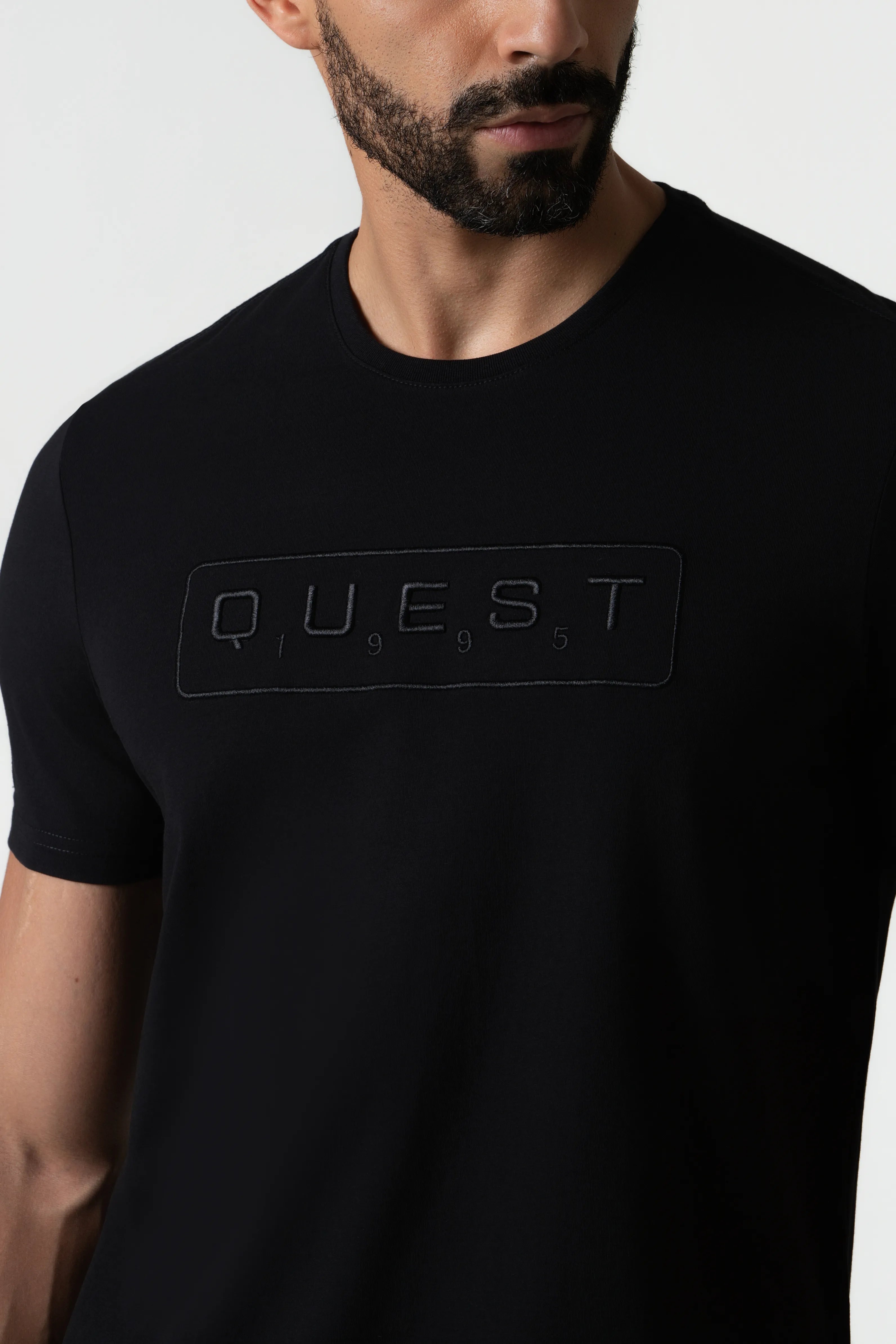 CAMISETA PREMIUM MANGA CORTA COLOR NEGRO