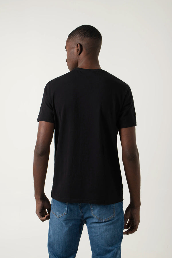 CAMISETA PREMIUM MANGA CORTA COLOR NEGRO