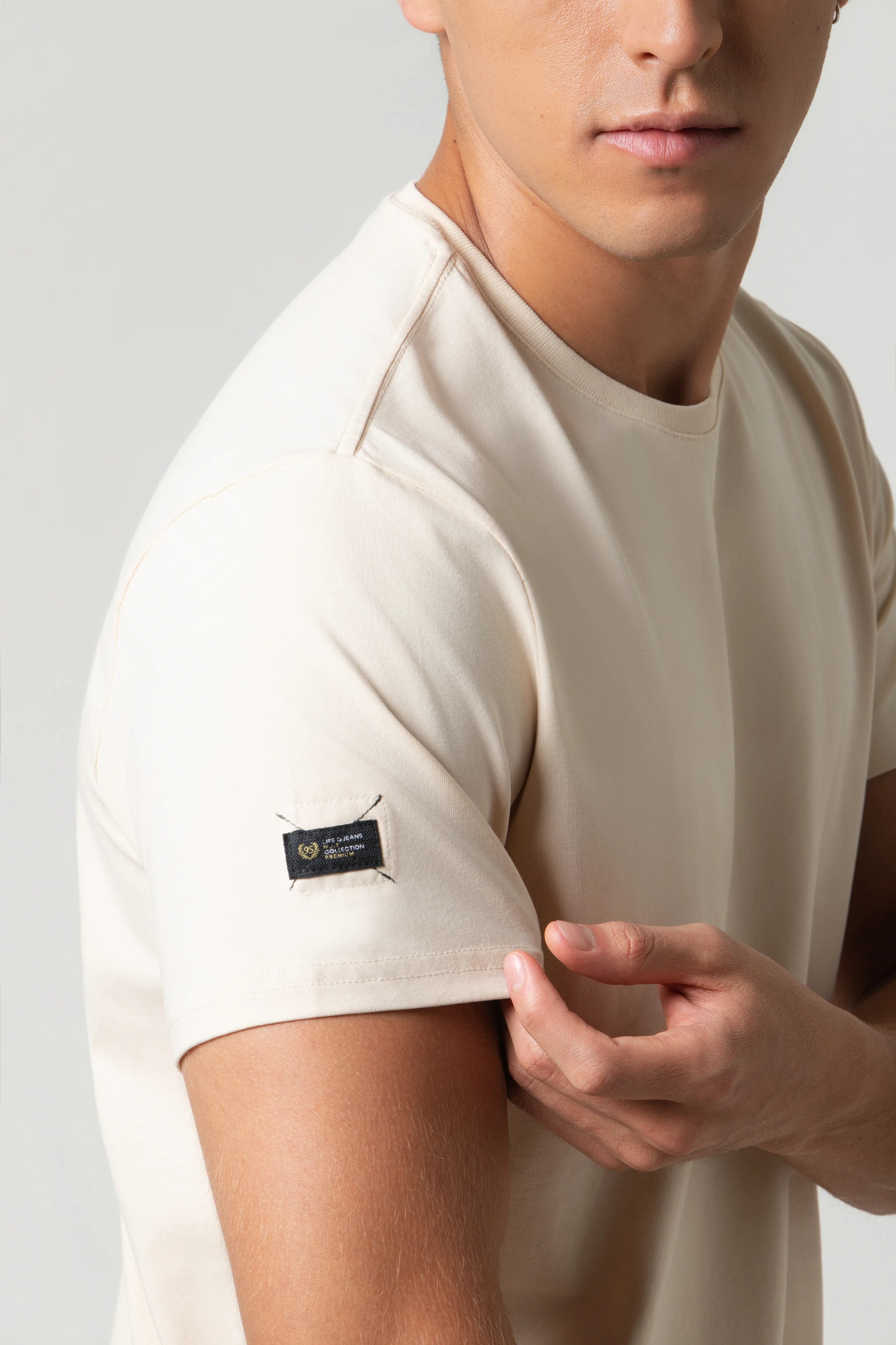 CAMISETA PREMIUM MANGA CORTA COLOR BRAZILIAN SAND