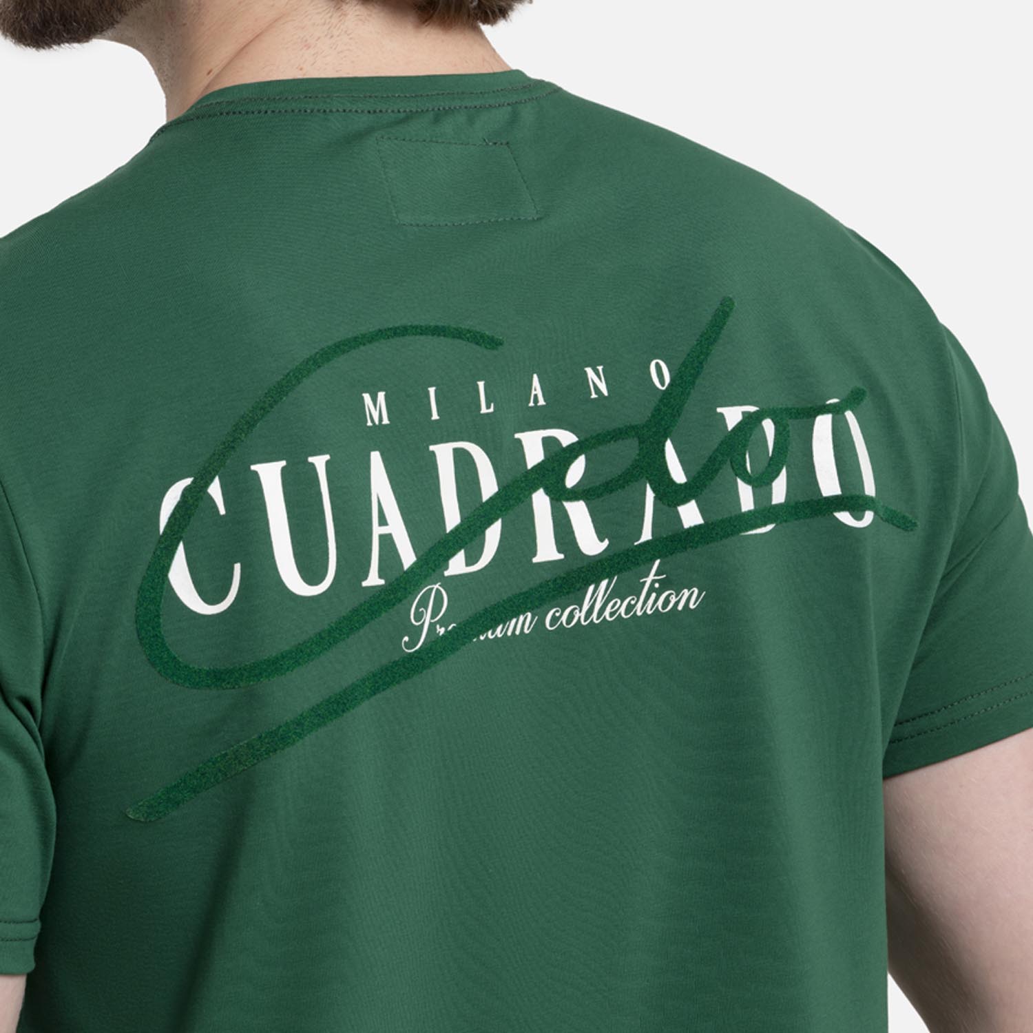 CAMISETA PREMIUM MANGA CORTA COLOR VERDE PRADERA