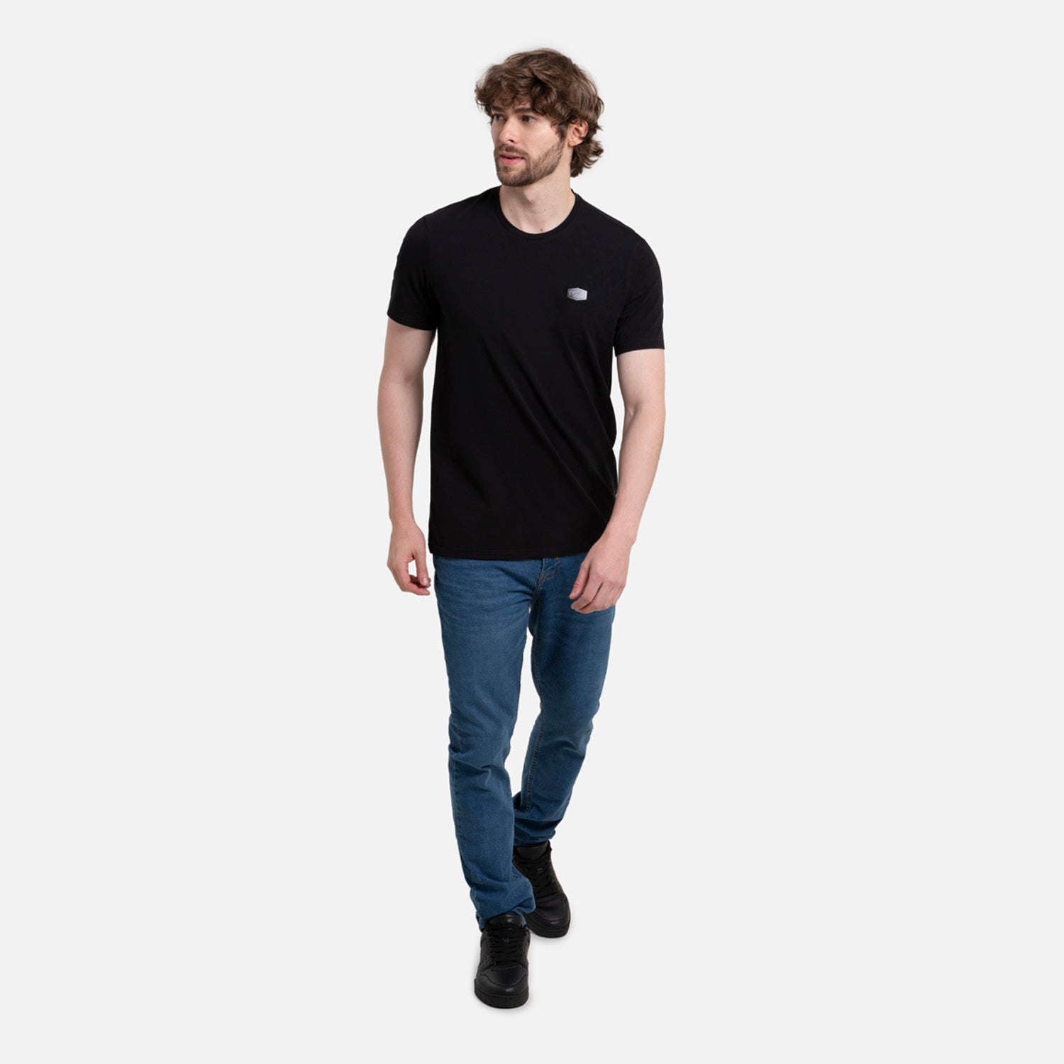 CAMISETA PREMIUM MANGA CORTA COLOR NEGRO