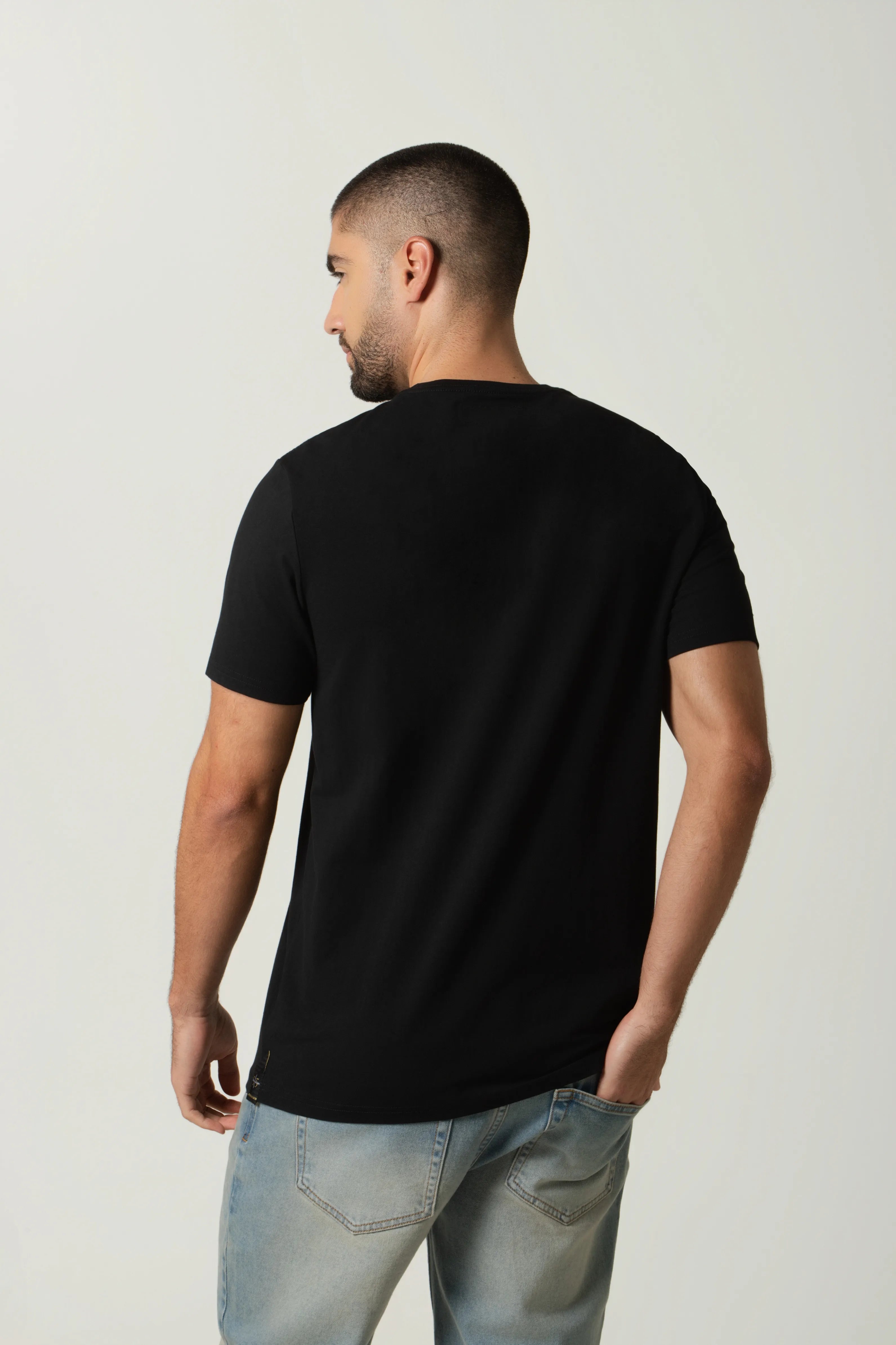 CAMISETA PREMIUM MANGA CORTA COLOR NEGRO