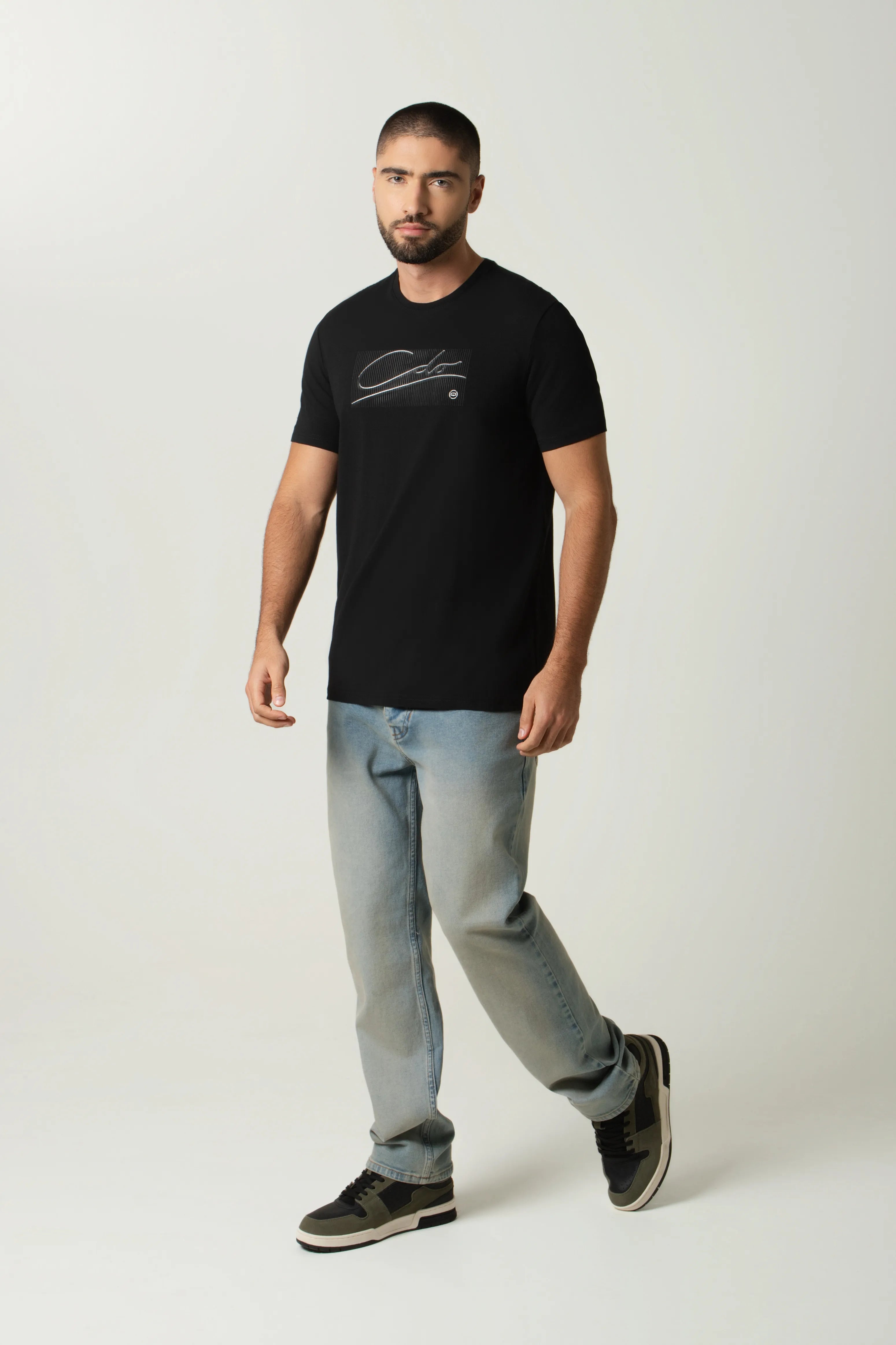 CAMISETA PREMIUM MANGA CORTA COLOR NEGRO