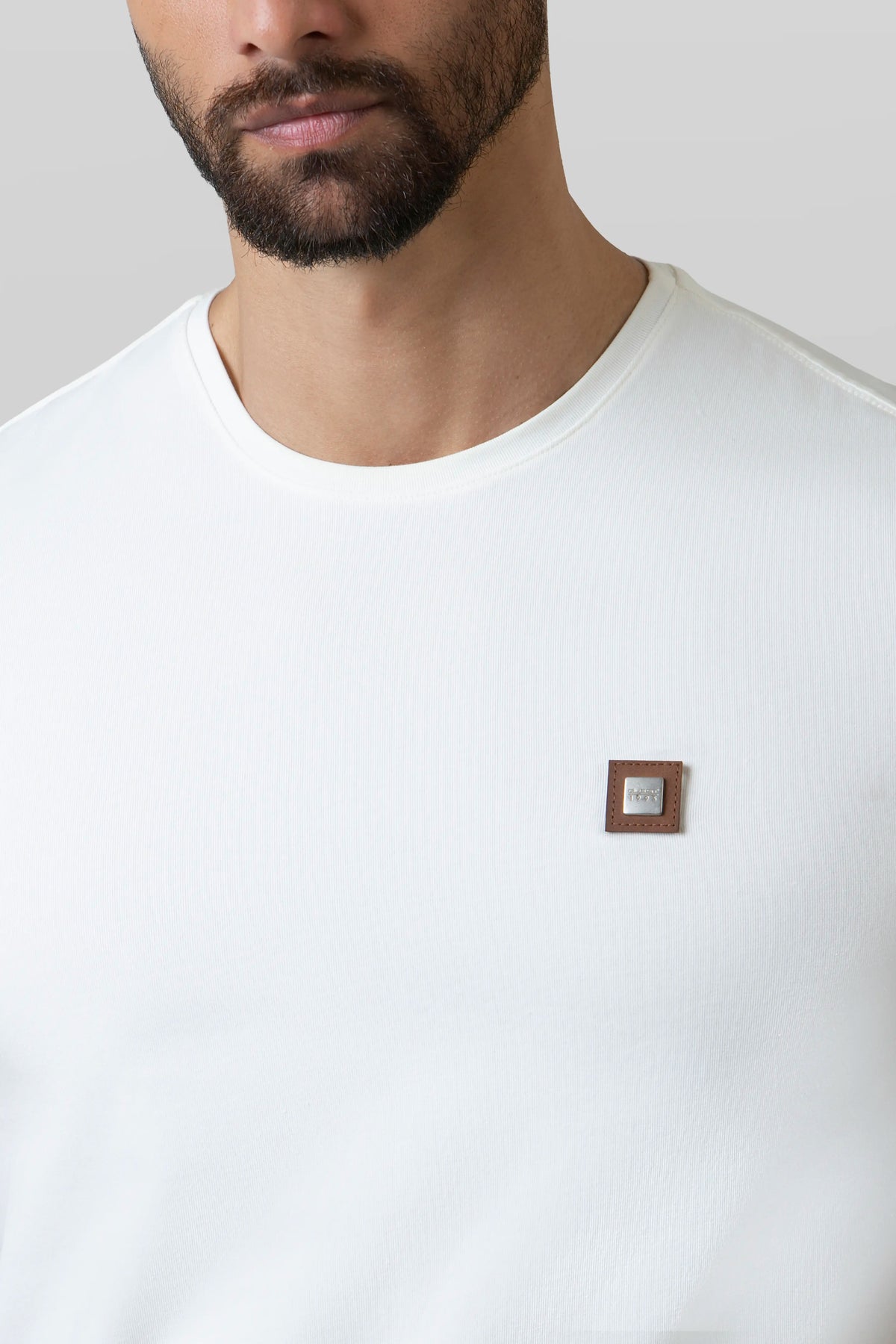 CAMISETA PREMIUM MANGA CORTA COLOR IVORY