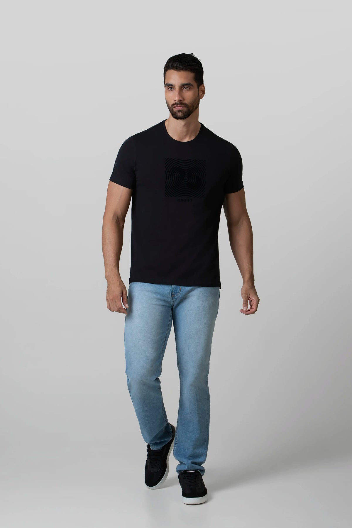 CAMISETA PREMIUM MANGA CORTA COLOR NEGRO