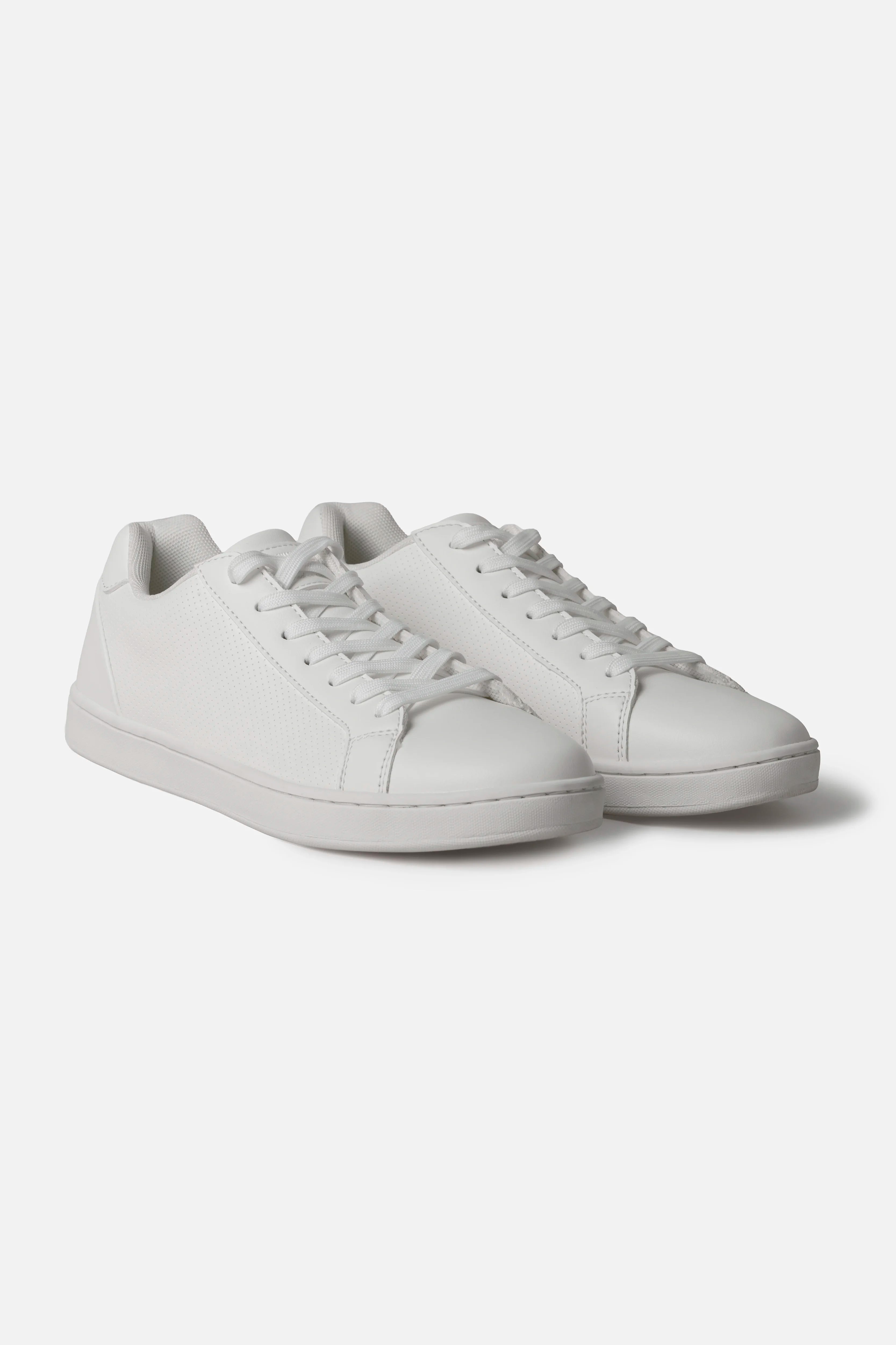 ZAPATOS TENIS COLOR BLANCO OPTICO