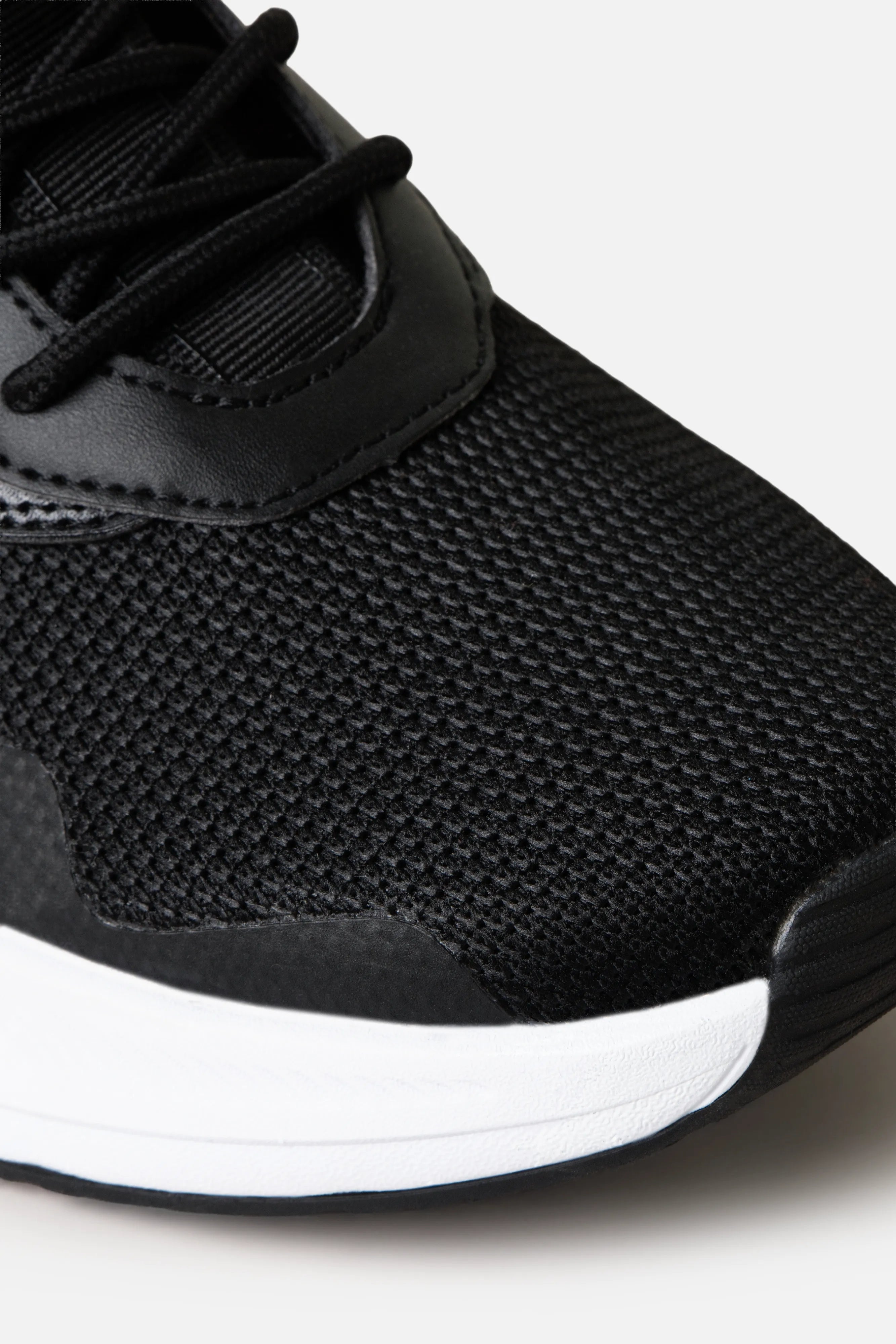 ZAPATOS DEPORTIVO COLOR NEGRO