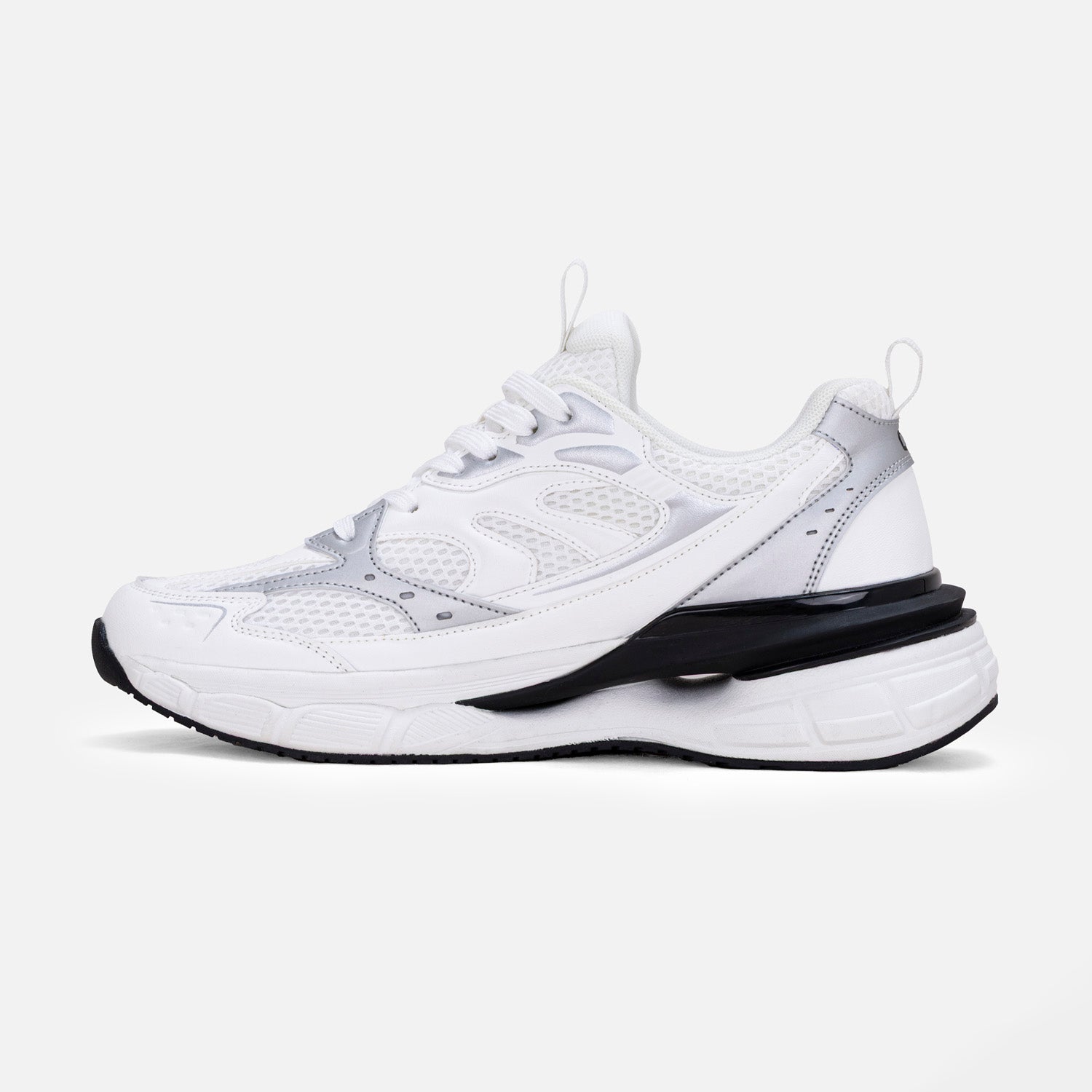 ZAPATOS DEPORTIVO COLOR BLANCO -PLATA