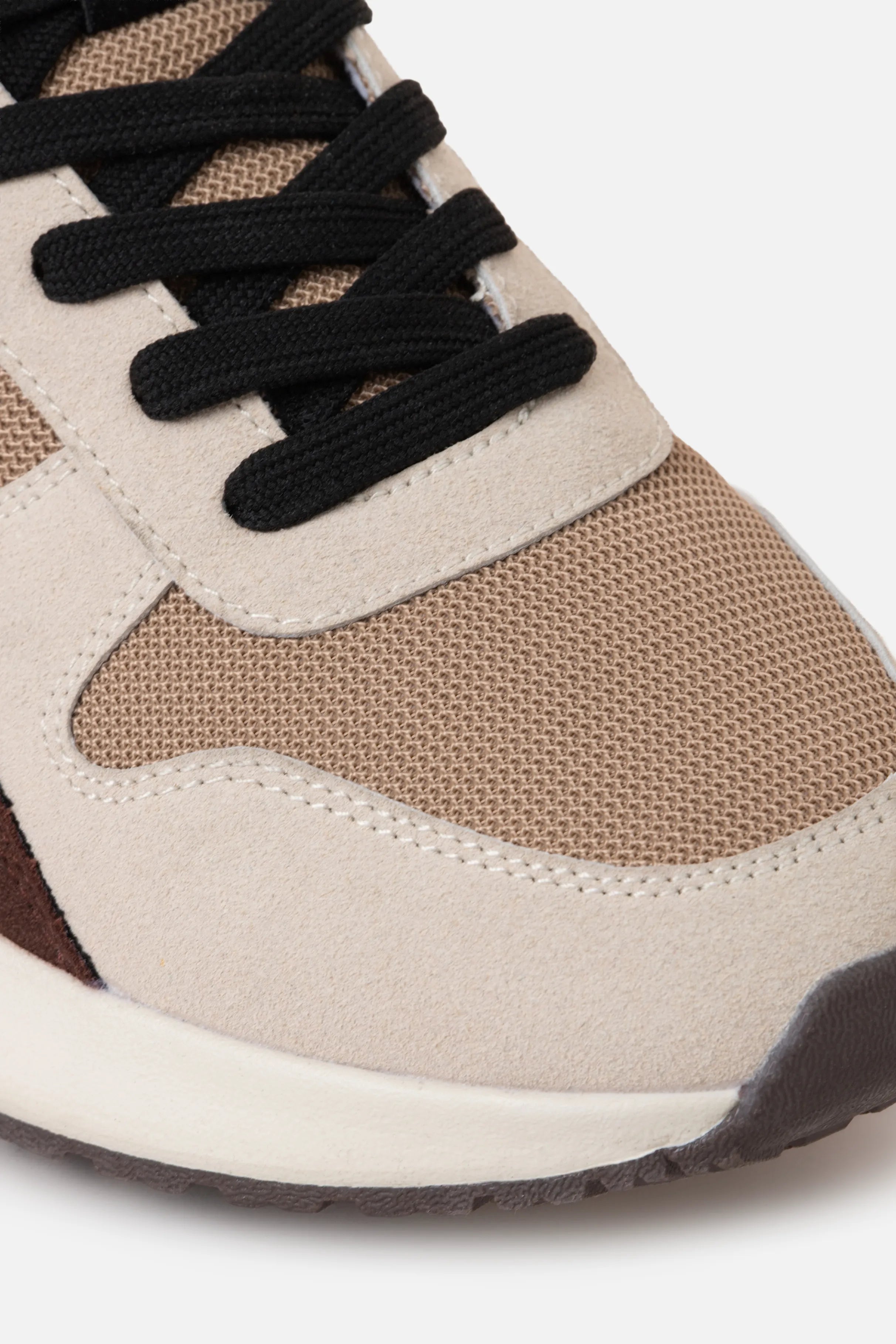 ZAPATOS CASUAL COLOR CAFÉ CLARO