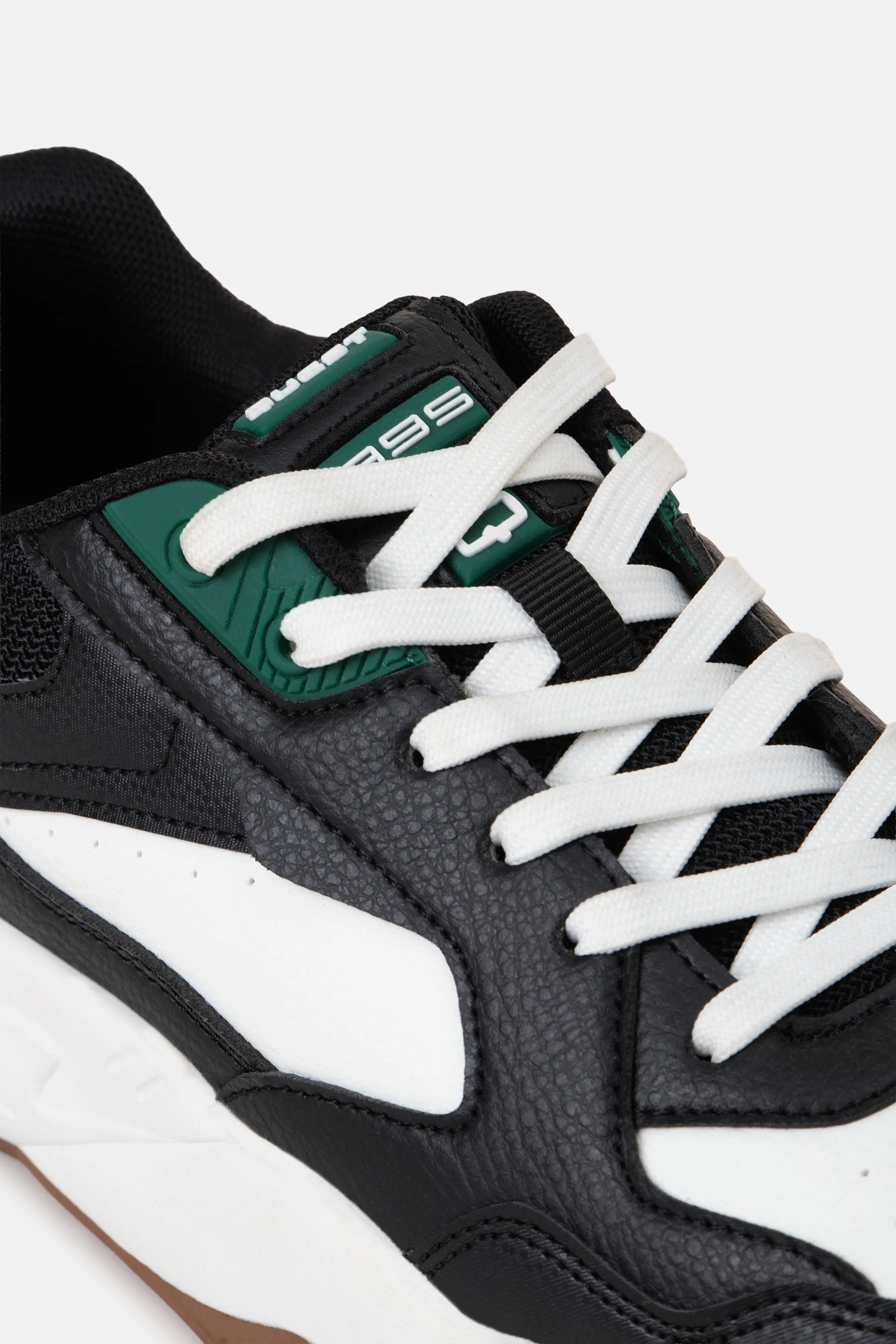 ZAPATOS TENIS COLOR NEGRO