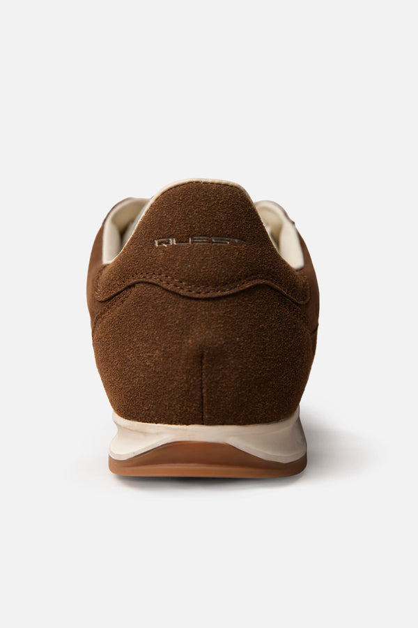 ZAPATOS DEPORTIVO COLOR BRUNETTE
