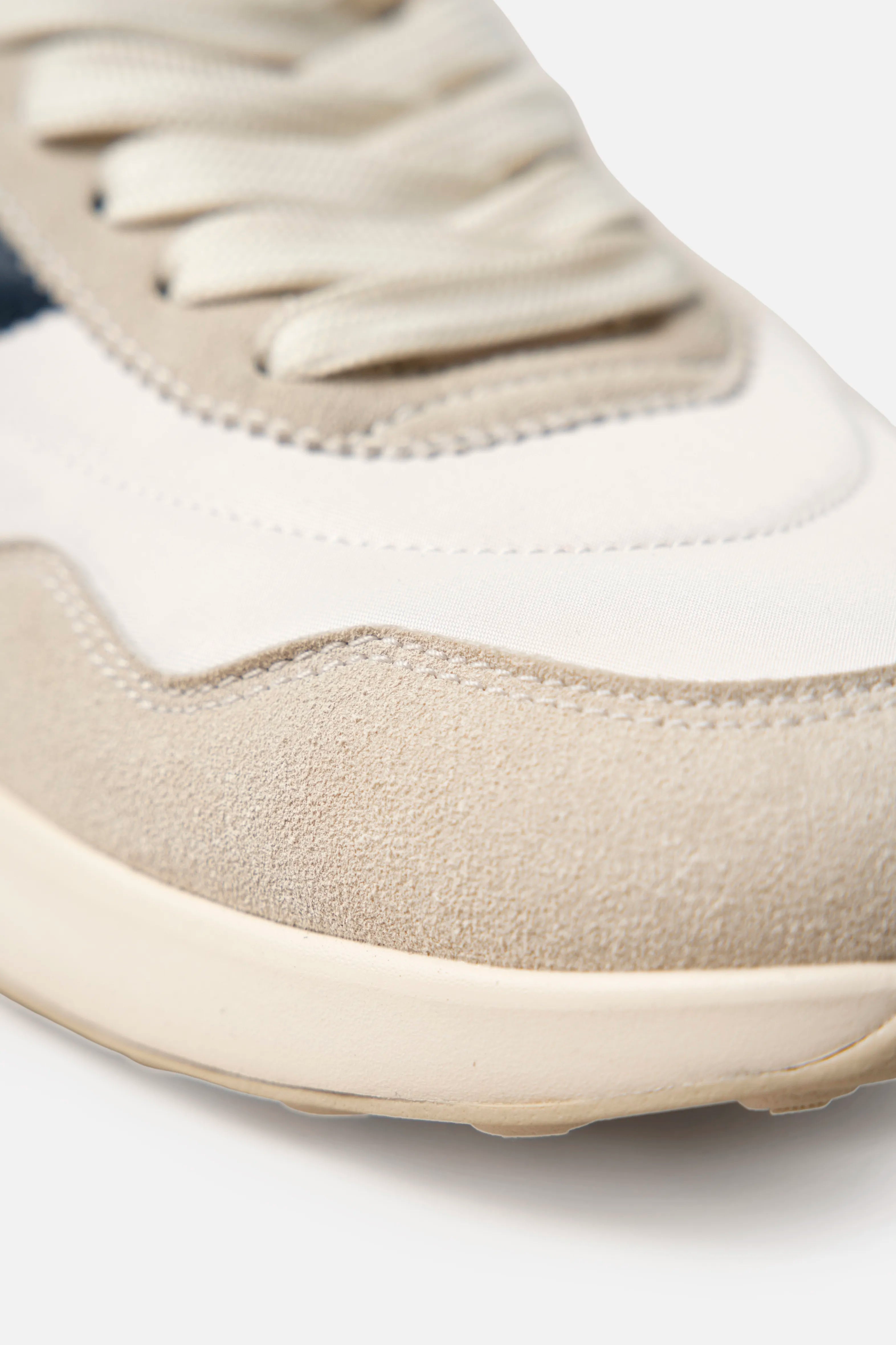 ZAPATOS CASUAL COLOR IVORY