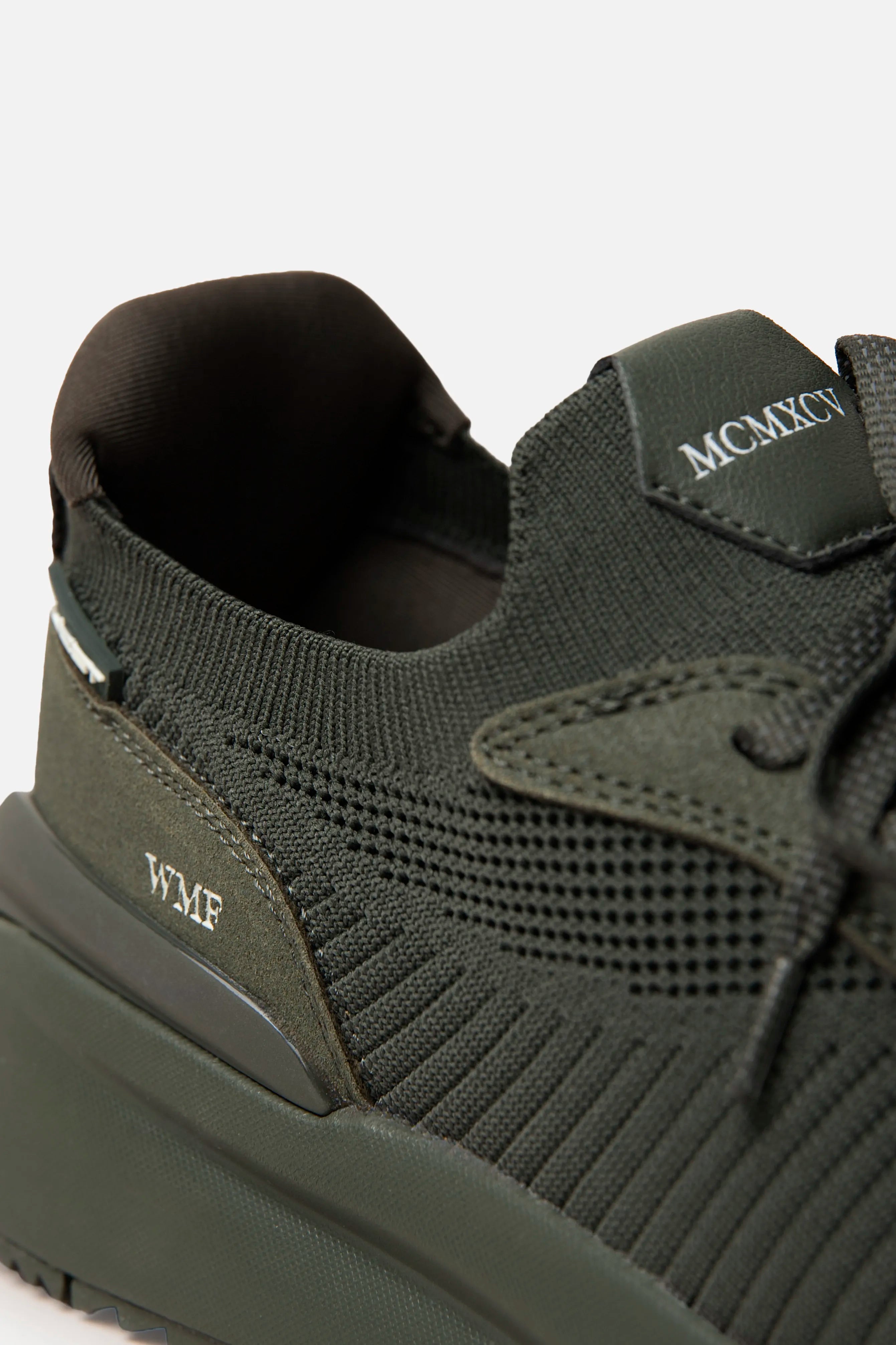 ZAPATOS CASUAL COLOR VERDE MILITAR