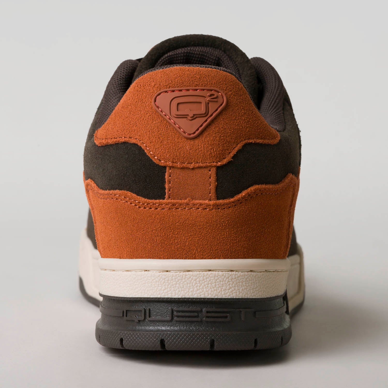 ZAPATOS TENIS COLOR BRUNETTE