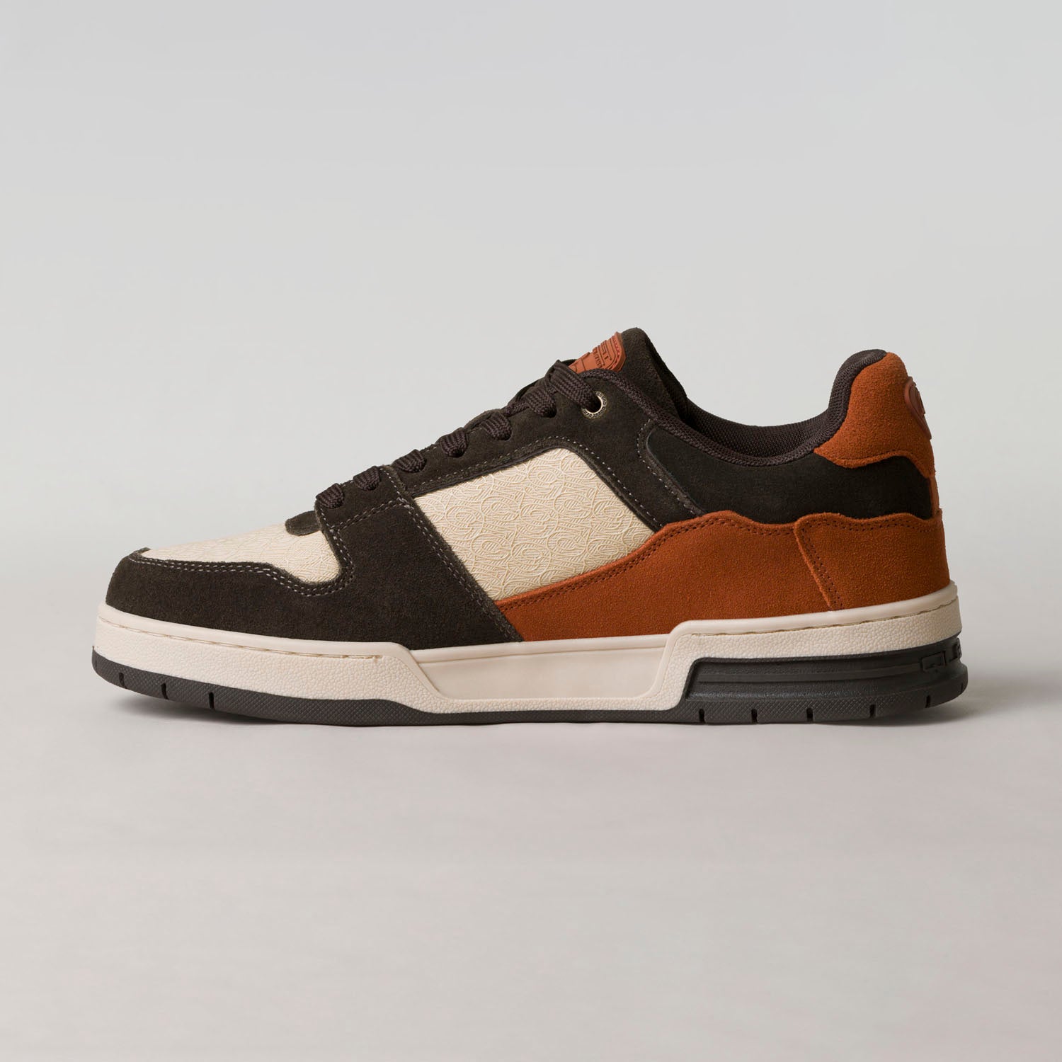 ZAPATOS TENIS COLOR BRUNETTE