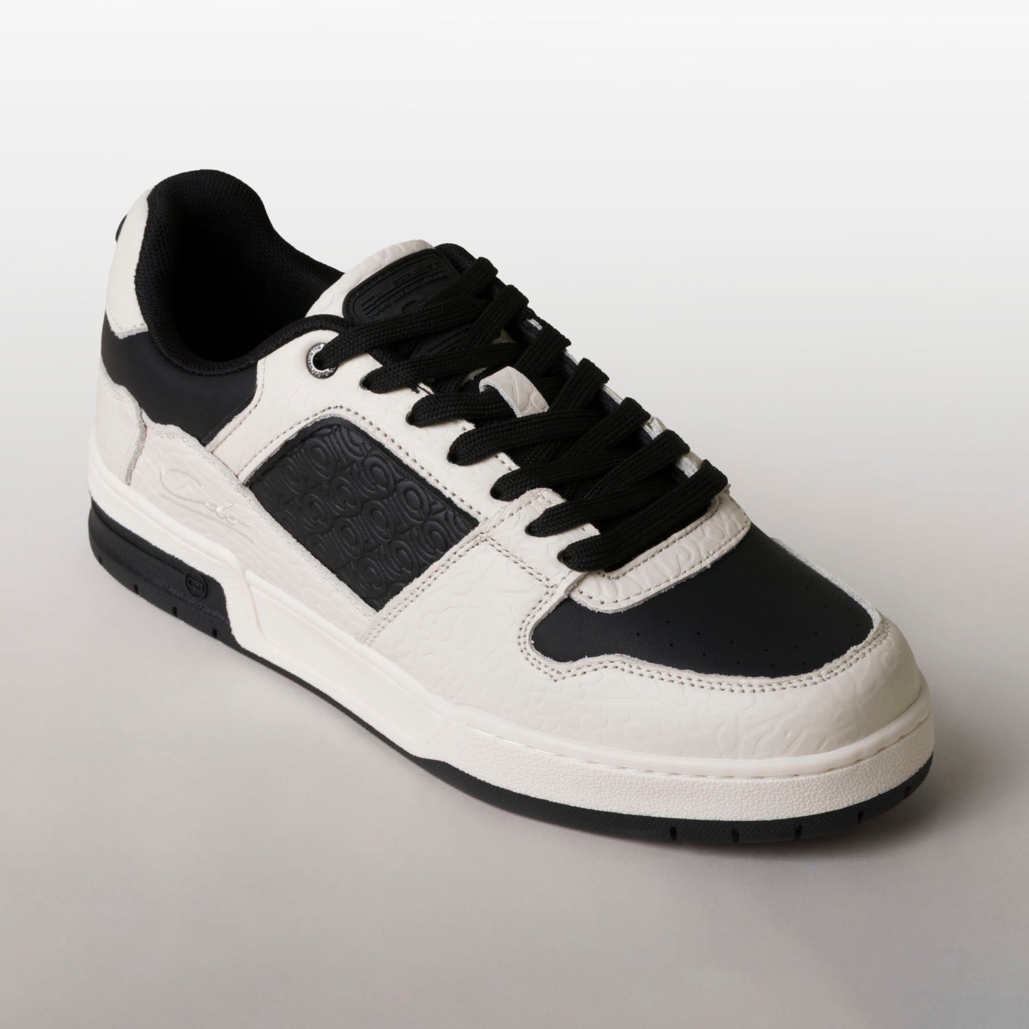 ZAPATOS TENIS COLOR NEGRO - BLANCO