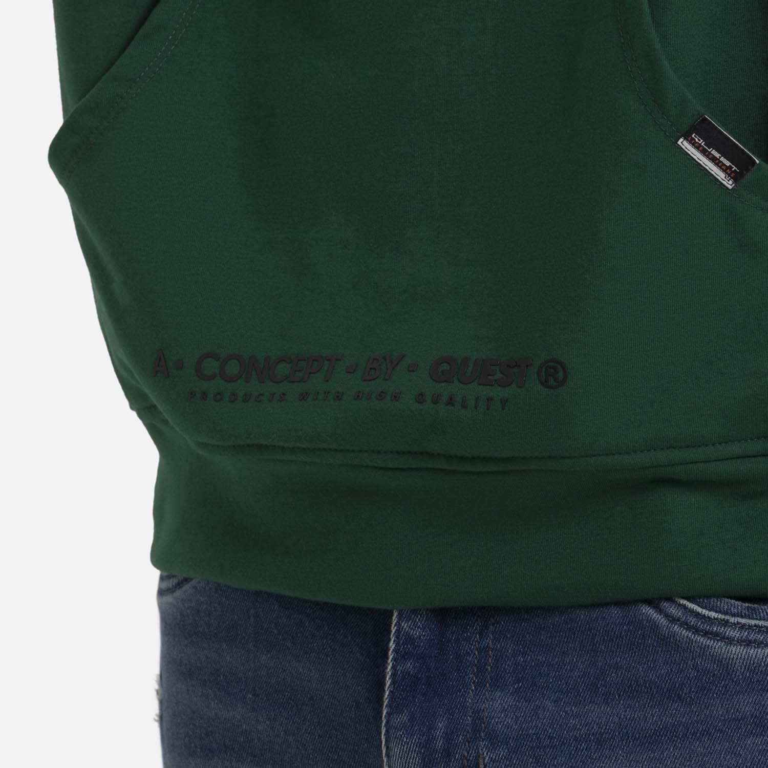 BUZO CERRADO COLOR VERDE PRADERA