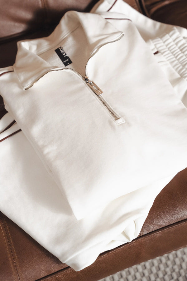 BUZO CERRADO COLOR IVORY