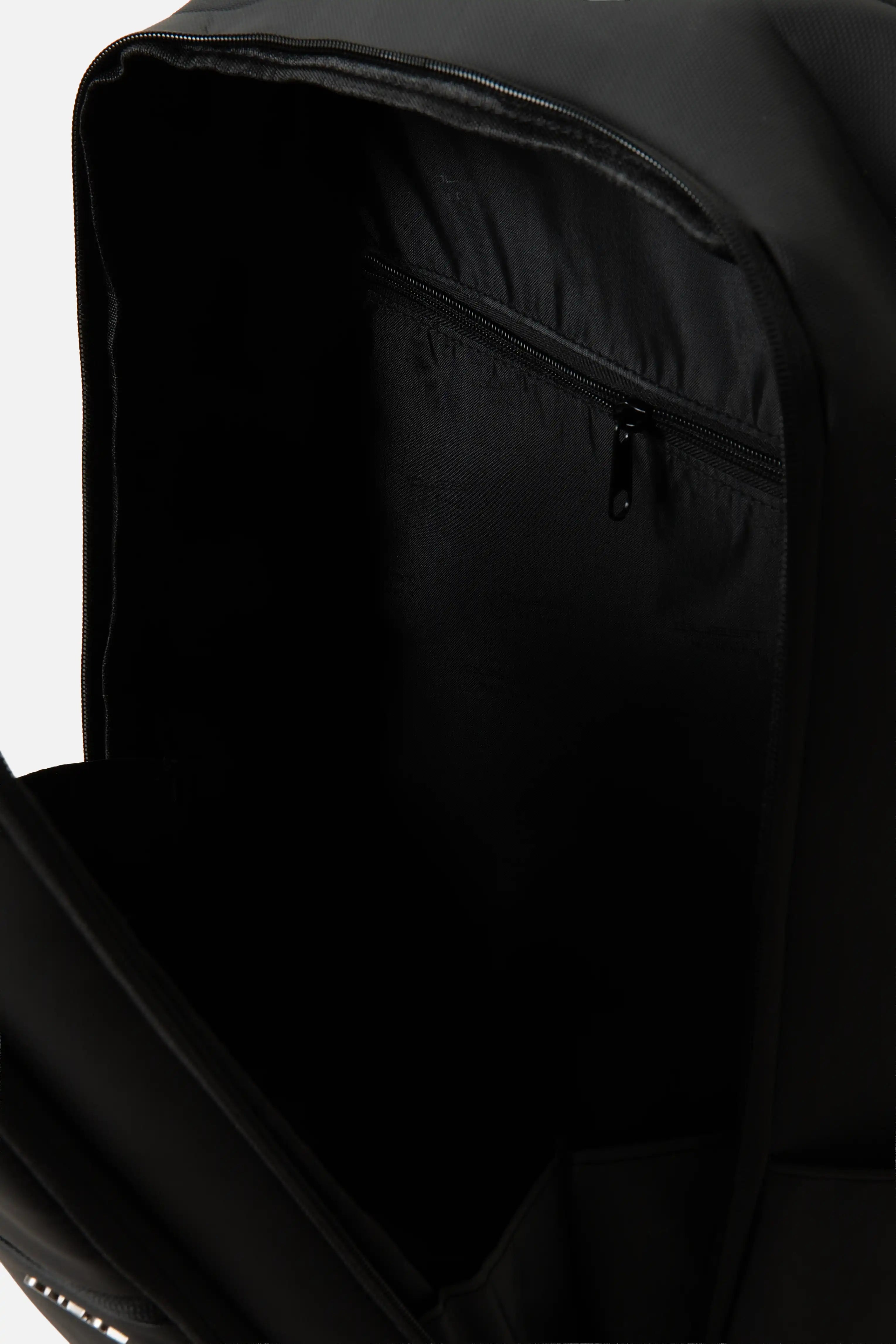 MALETIN TIPO MORRAL COLOR NEGRO