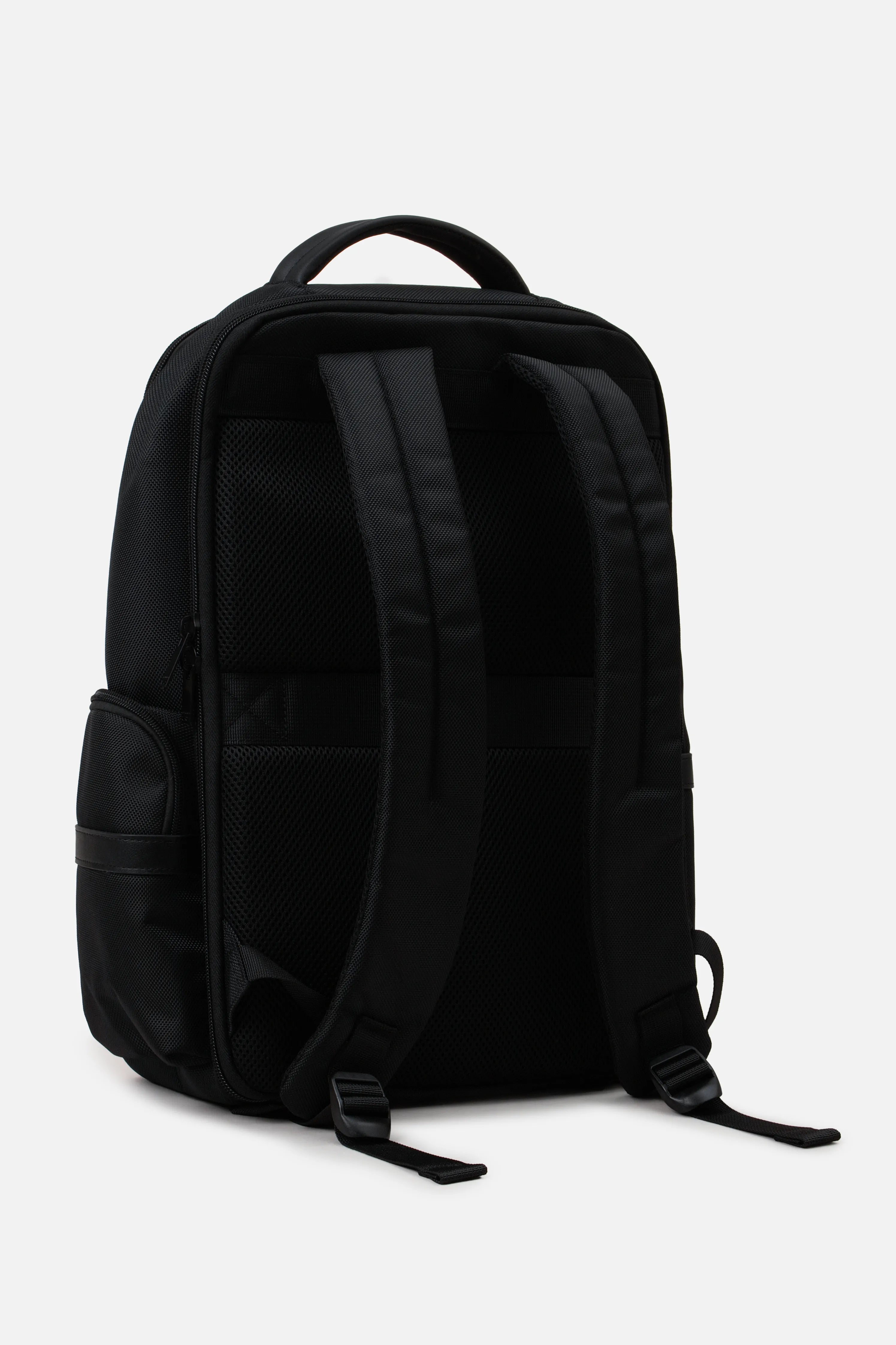 MALETIN TIPO MORRAL COLOR NEGRO