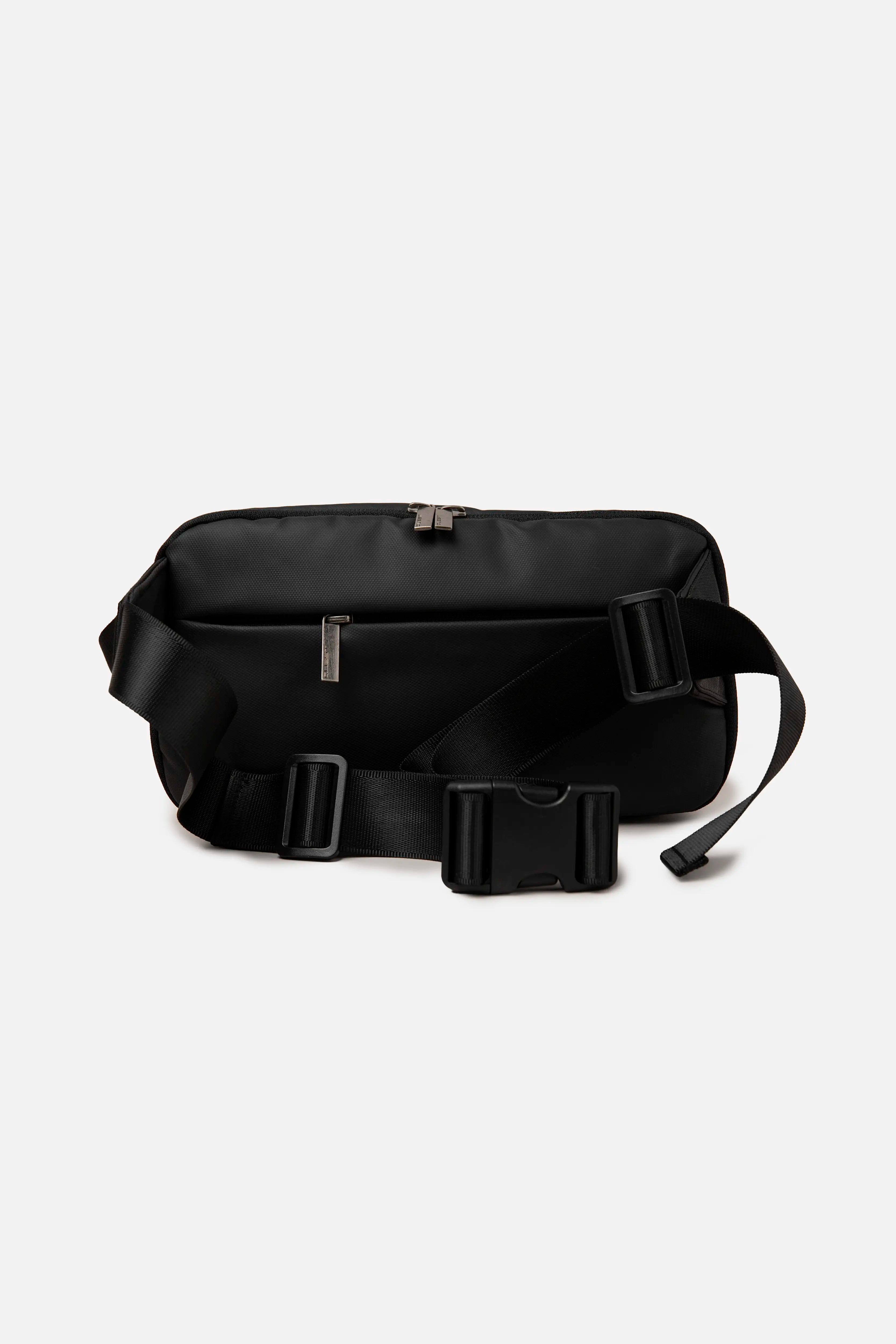 MALETIN TIPO DEPORTIVO COLOR NEGRO