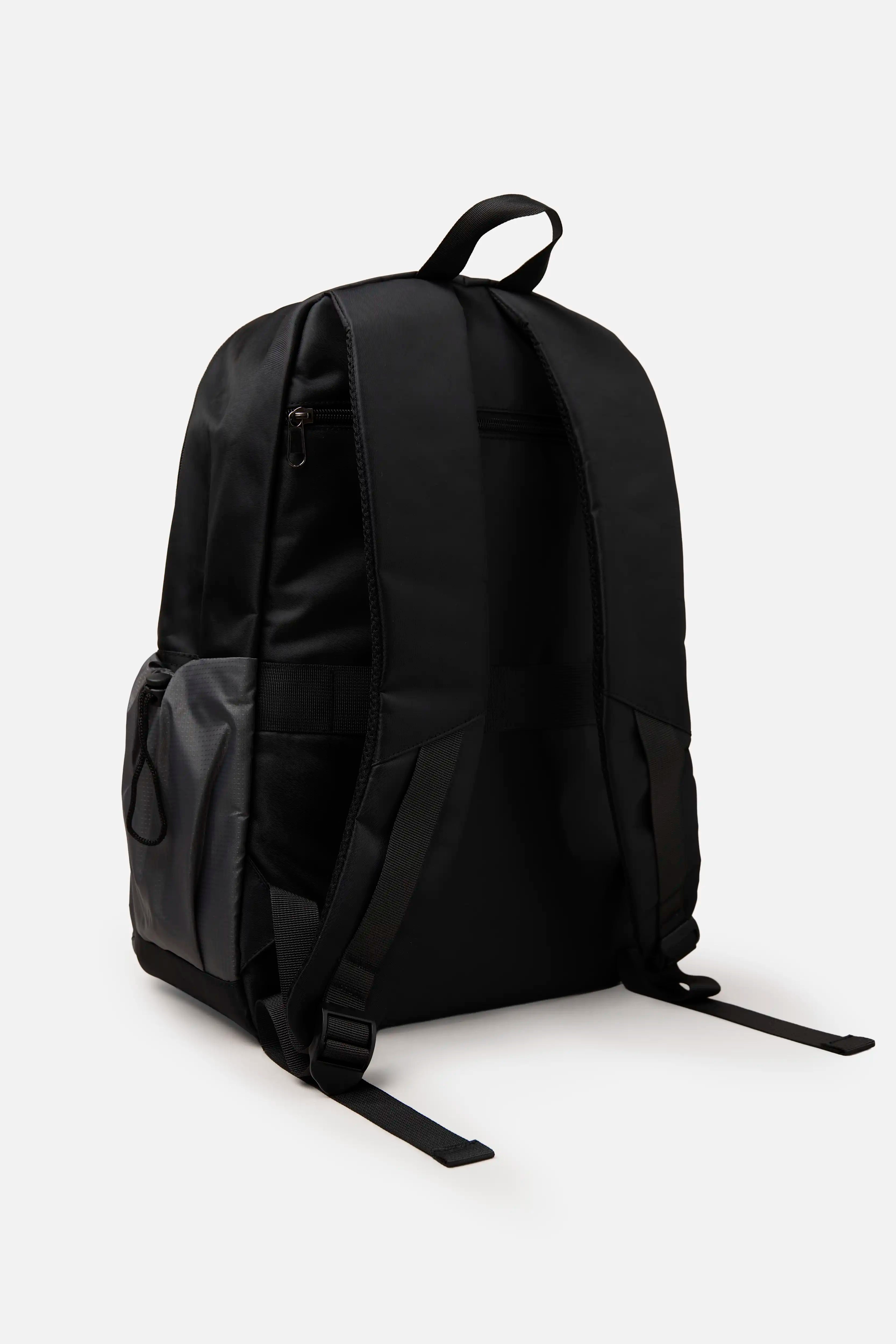 MALETIN TIPO MORRAL COLOR NEGRO