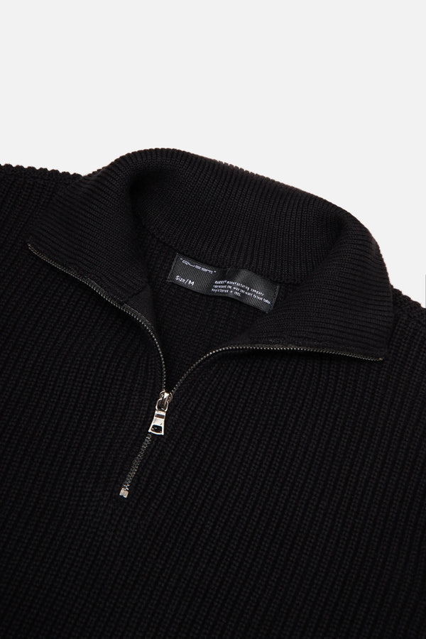 SWEATER CERRADO COLOR NEGRO