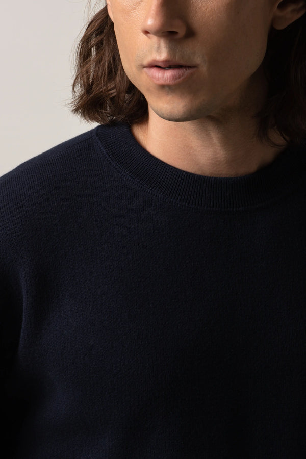 SWEATER CERRADO COLOR AZUL OSCURO