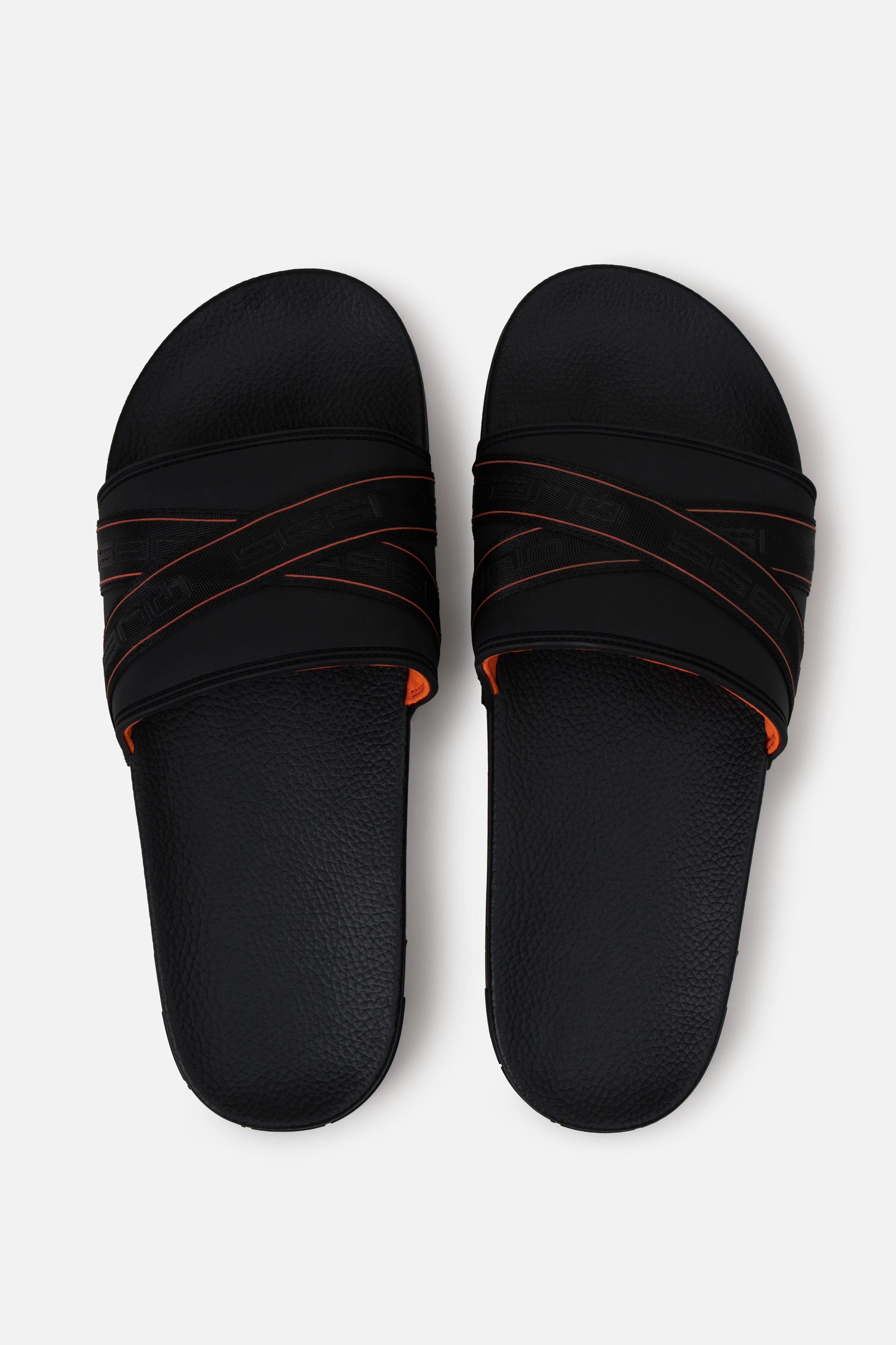 SANDALIAS TIPO PALA COLOR NEGRO