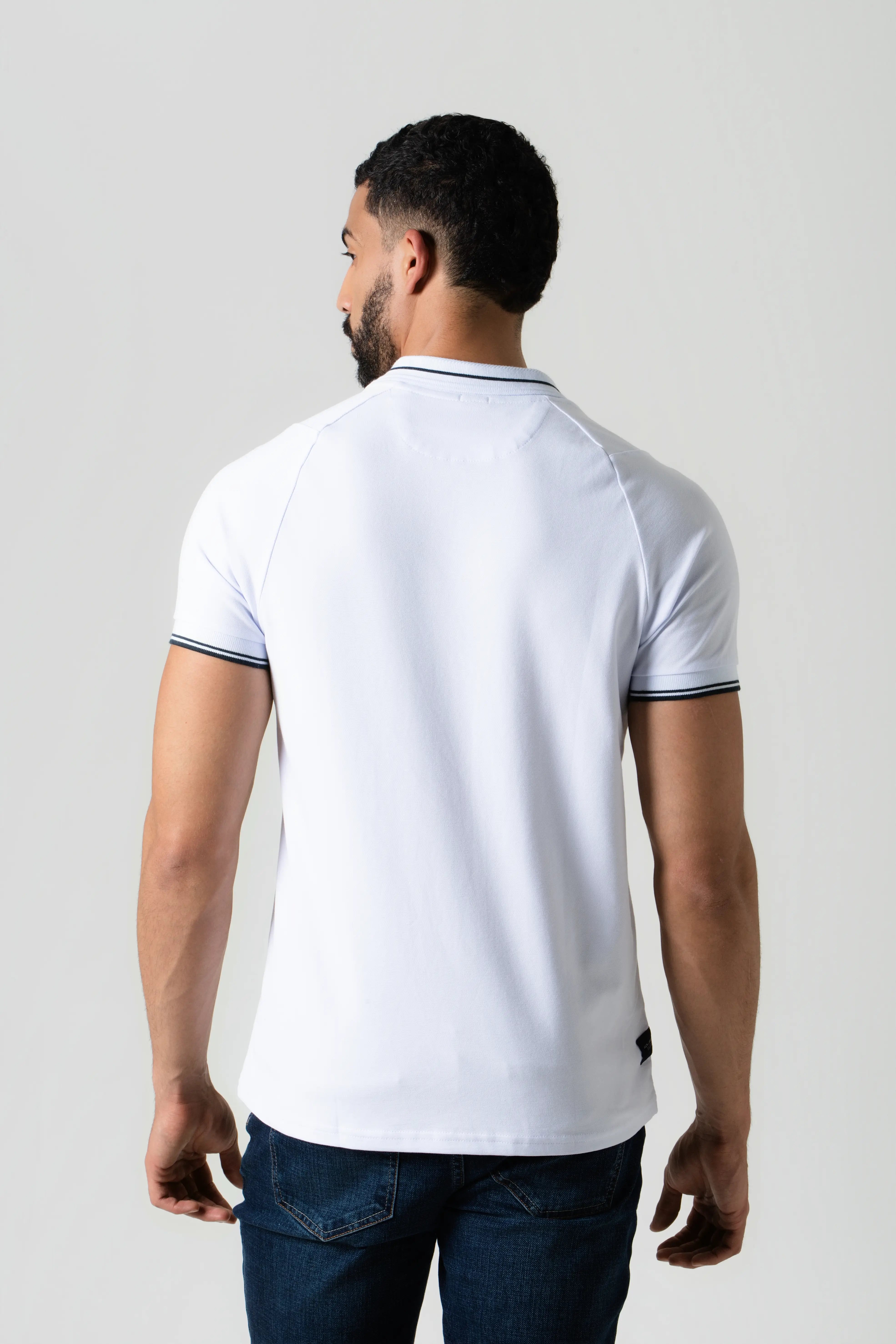 POLO MANGA CORTA COLOR BLANCO OPTICO