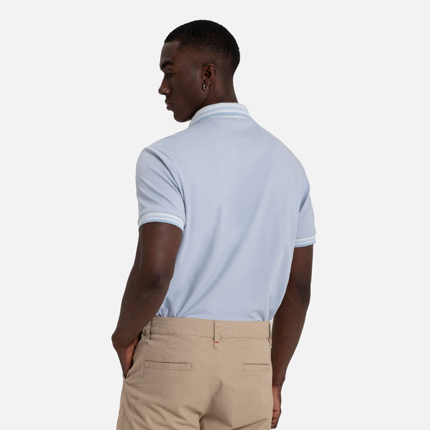 POLO MANGA LARGA COLOR AZUL CHAMBRAY