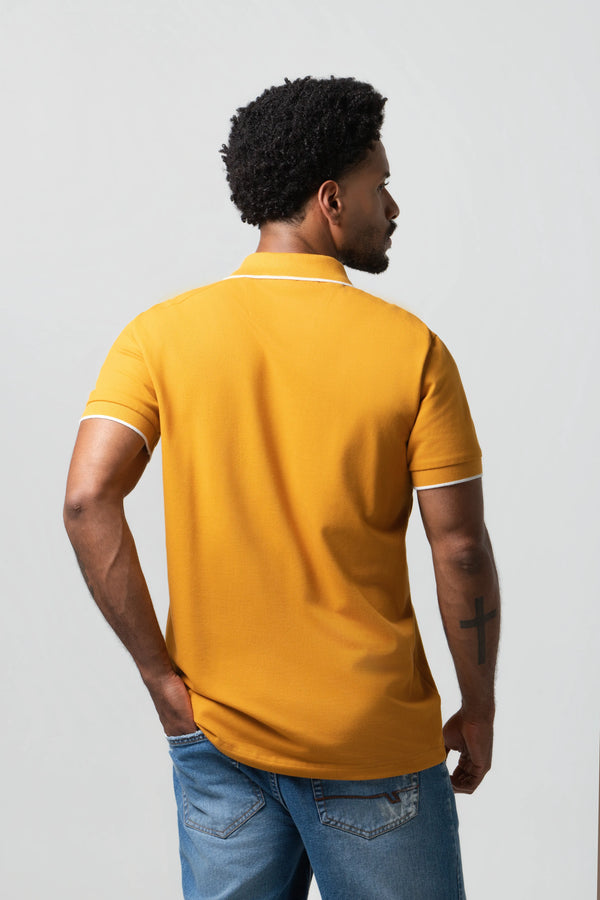 POLO MANGA CORTA COLOR MOSTAZA