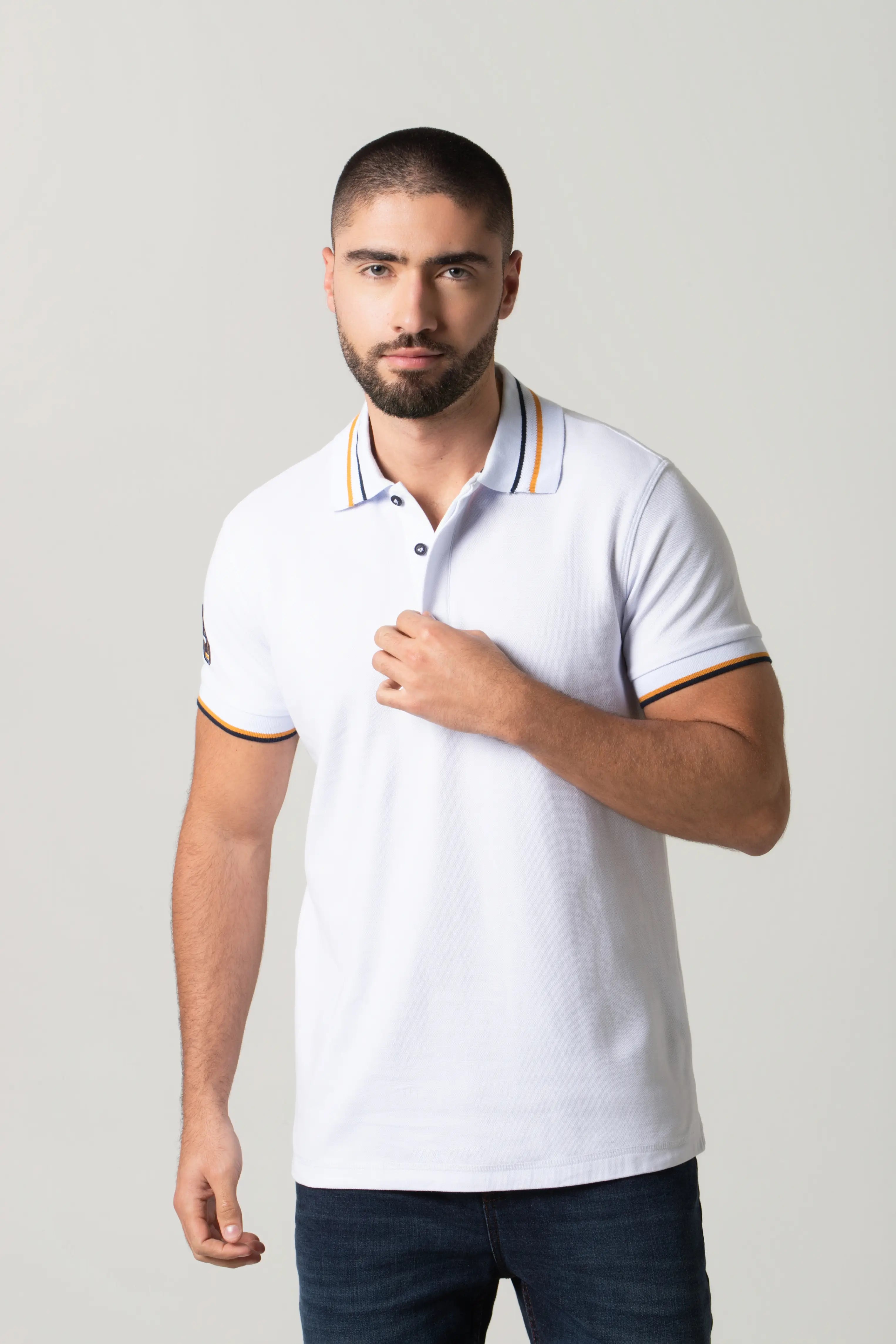 POLO MANGA CORTA COLOR BLANCO OPTICO