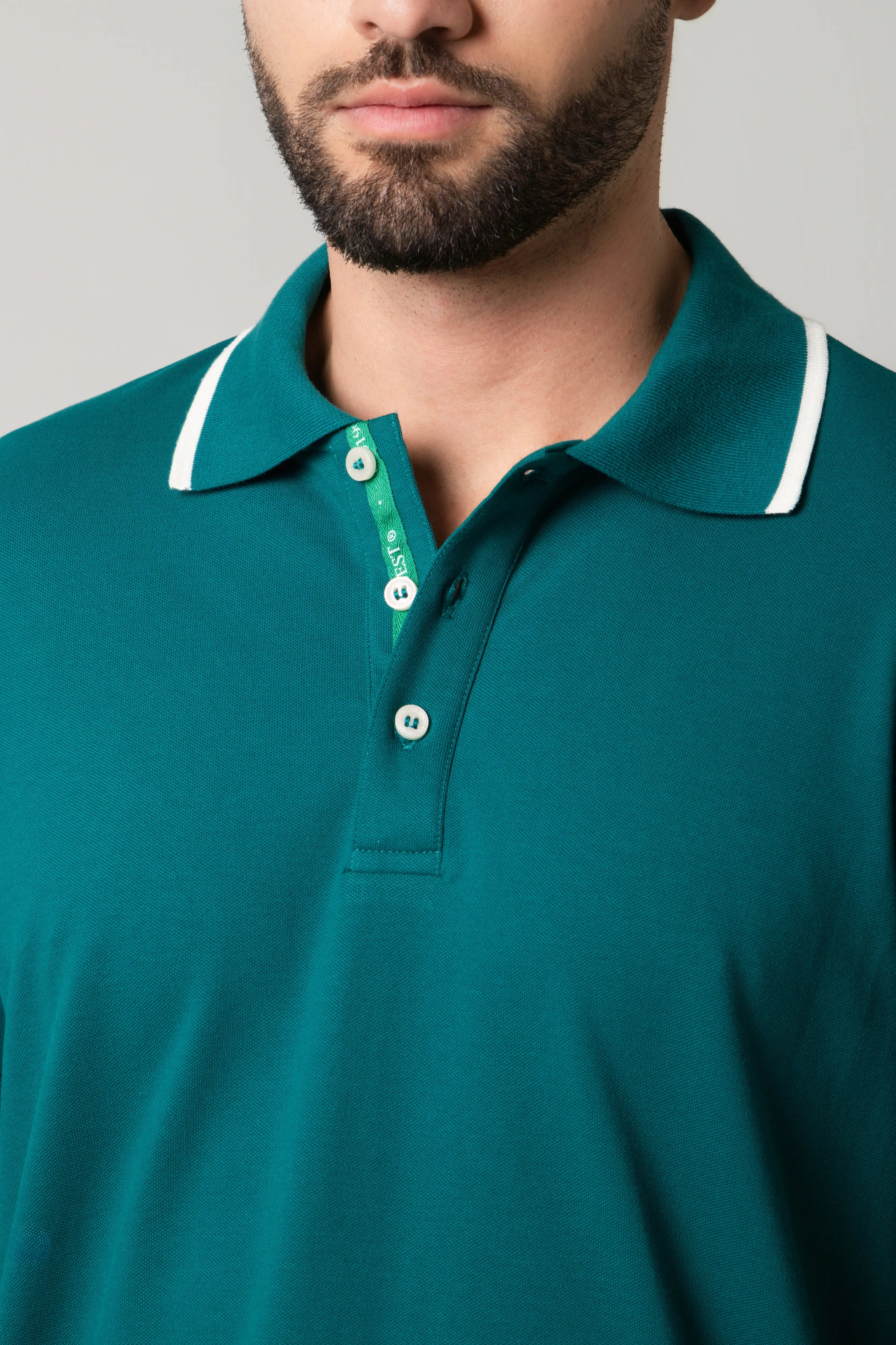 POLO MANGA CORTA COLOR VERDE TORMENTA