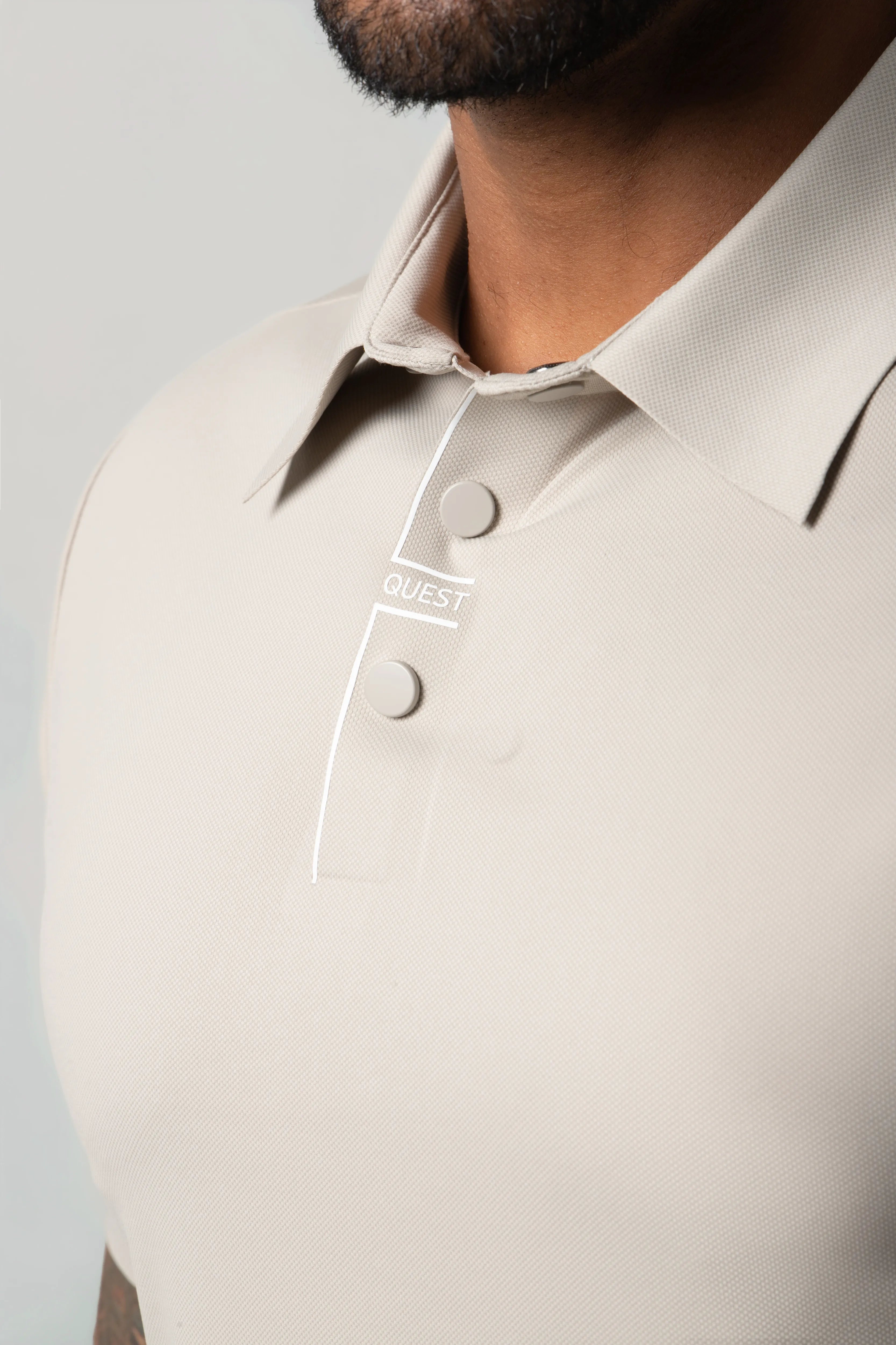 POLO MANGA CORTA COLOR WHITECAP GRAY