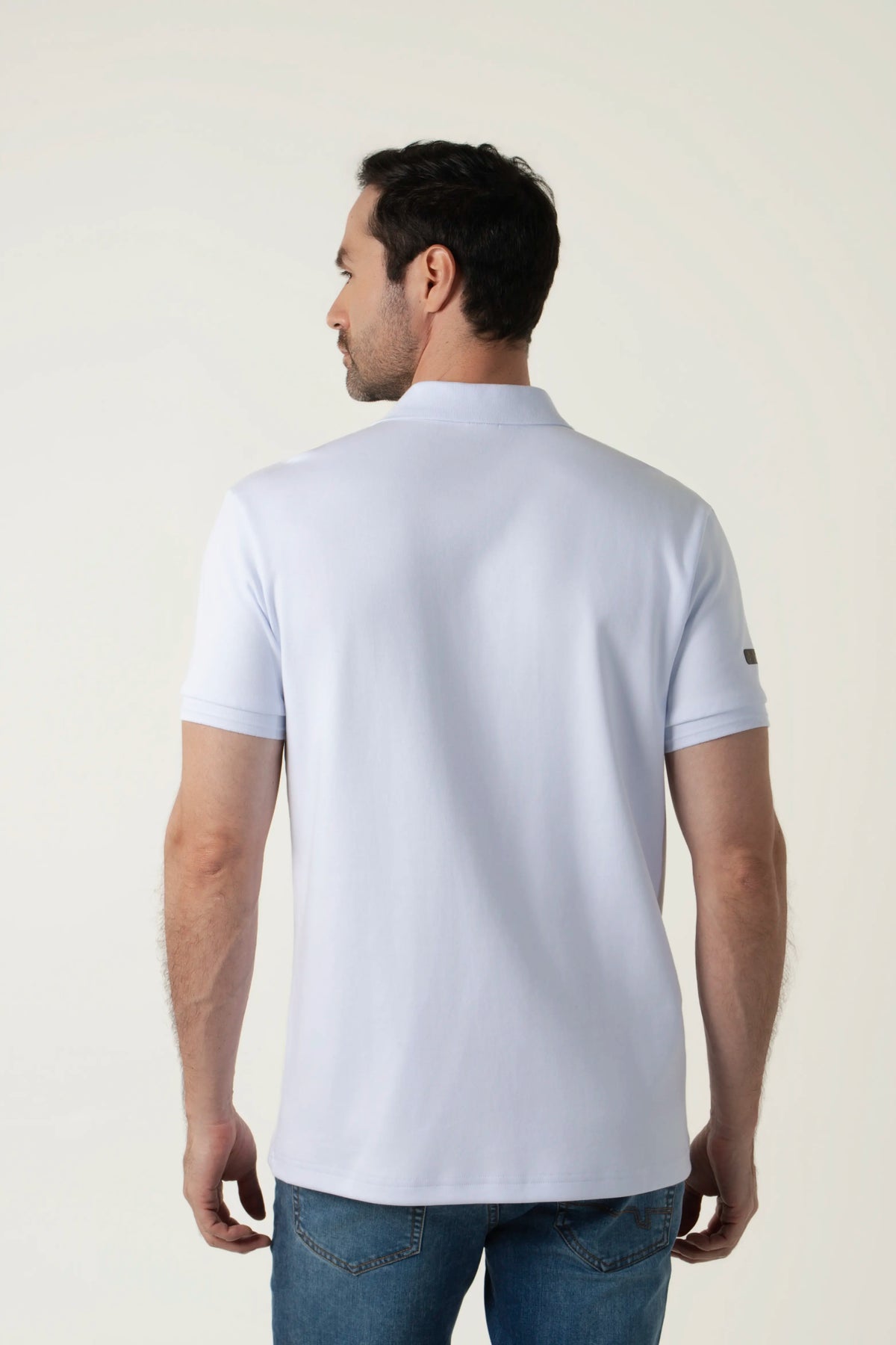 POLO MANGA CORTA COLOR BLANCO OPTICO
